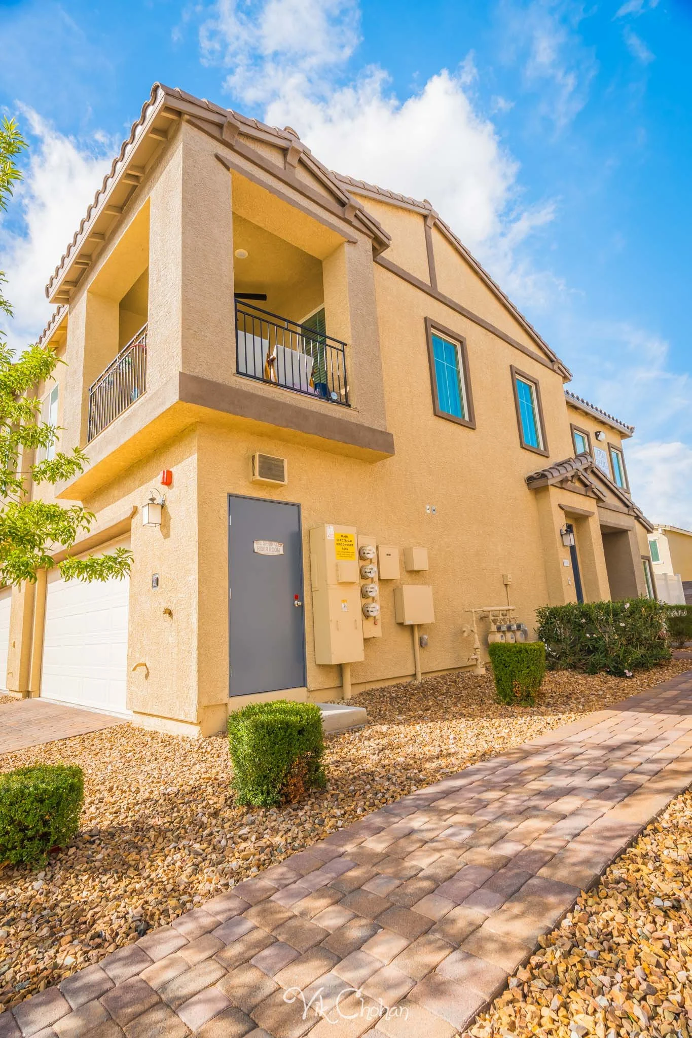 2025-11-16-3700-Canis-Minor-Lane-Unit-19206-Real-Estate-Photography-Vik-Chohan-007.jpg