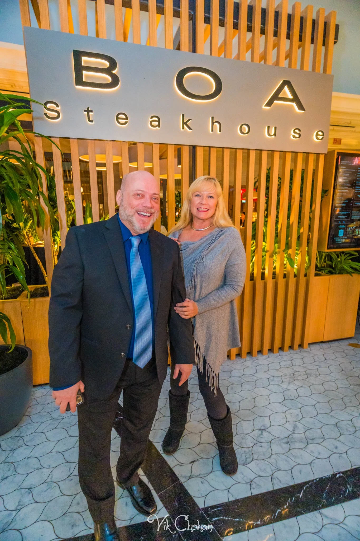 2025-11-18-INTRODeuce-Industry-Night-at-BOA-Steakhouse-Vik-Chohan-Photography-VCP-038.jpg