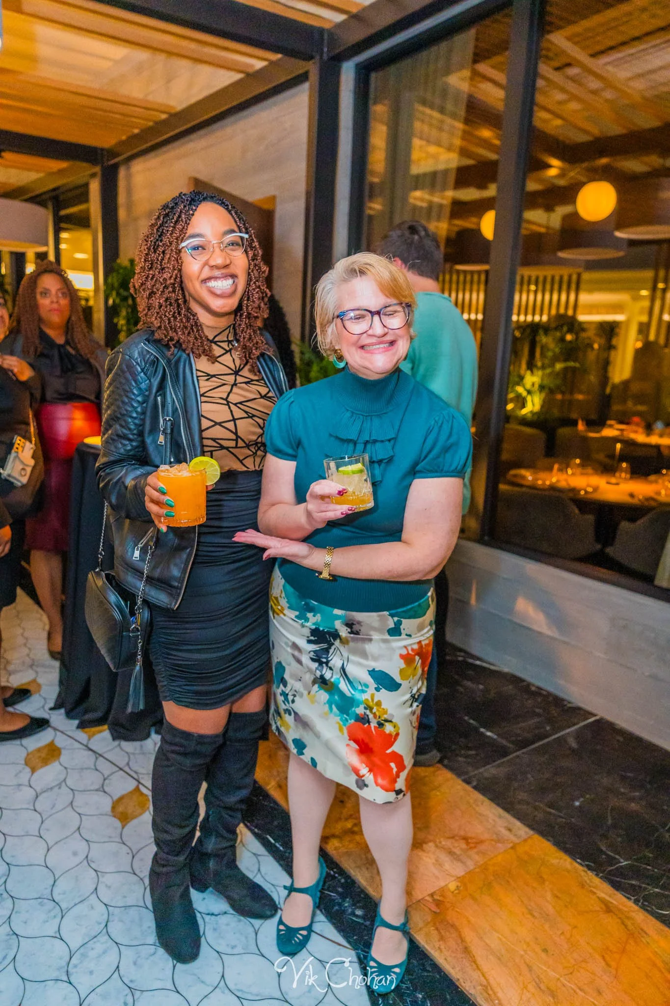 2025-11-18-INTRODeuce-Industry-Night-at-BOA-Steakhouse-Vik-Chohan-Photography-VCP-095.jpg