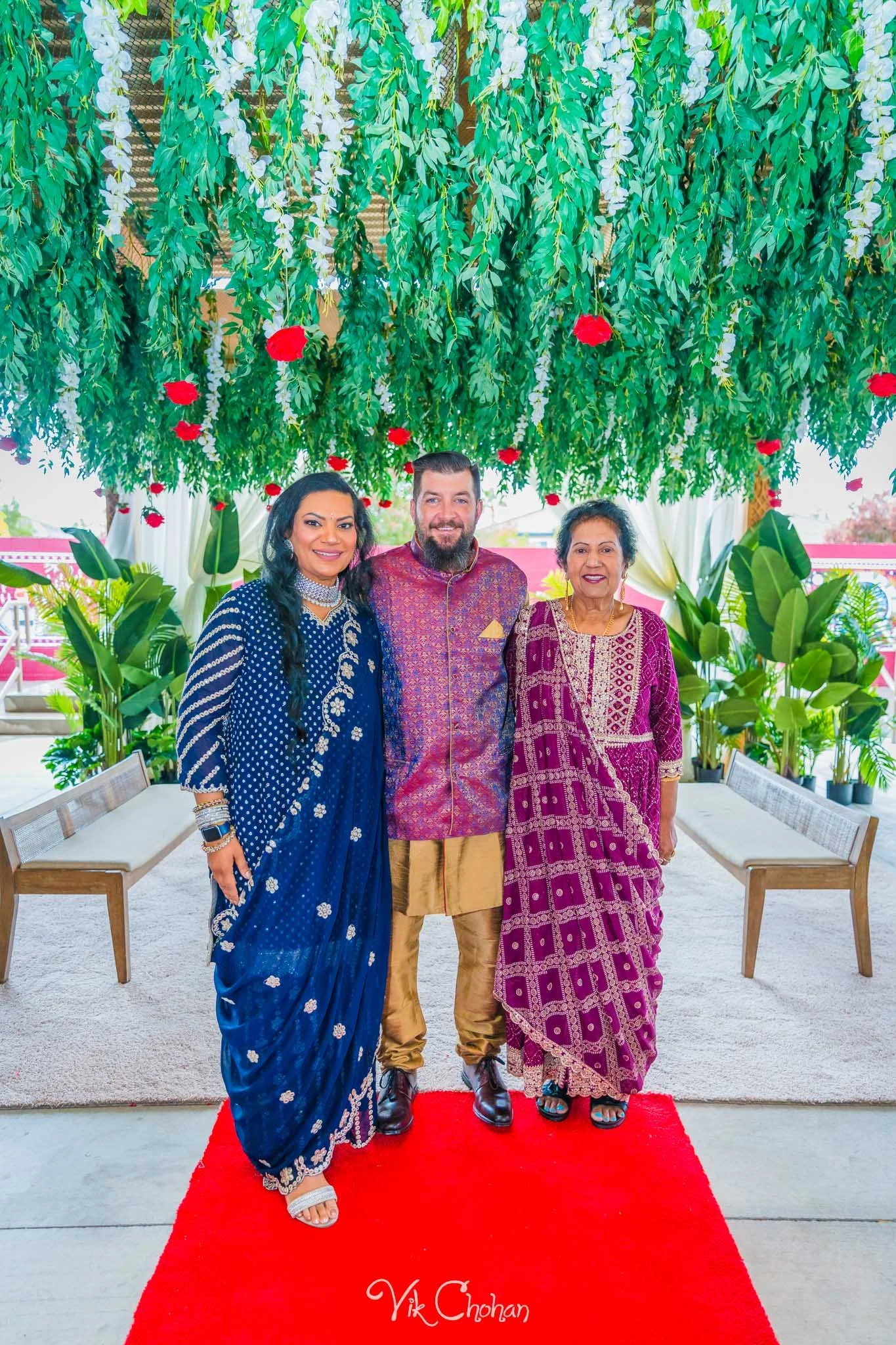 2025-11-15-Trishna-and-Cody-Indian-Wedding-Hindu-and-Jain-Temple-Vik-Chohan-Photography-Social-Media-VCP-039.jpg