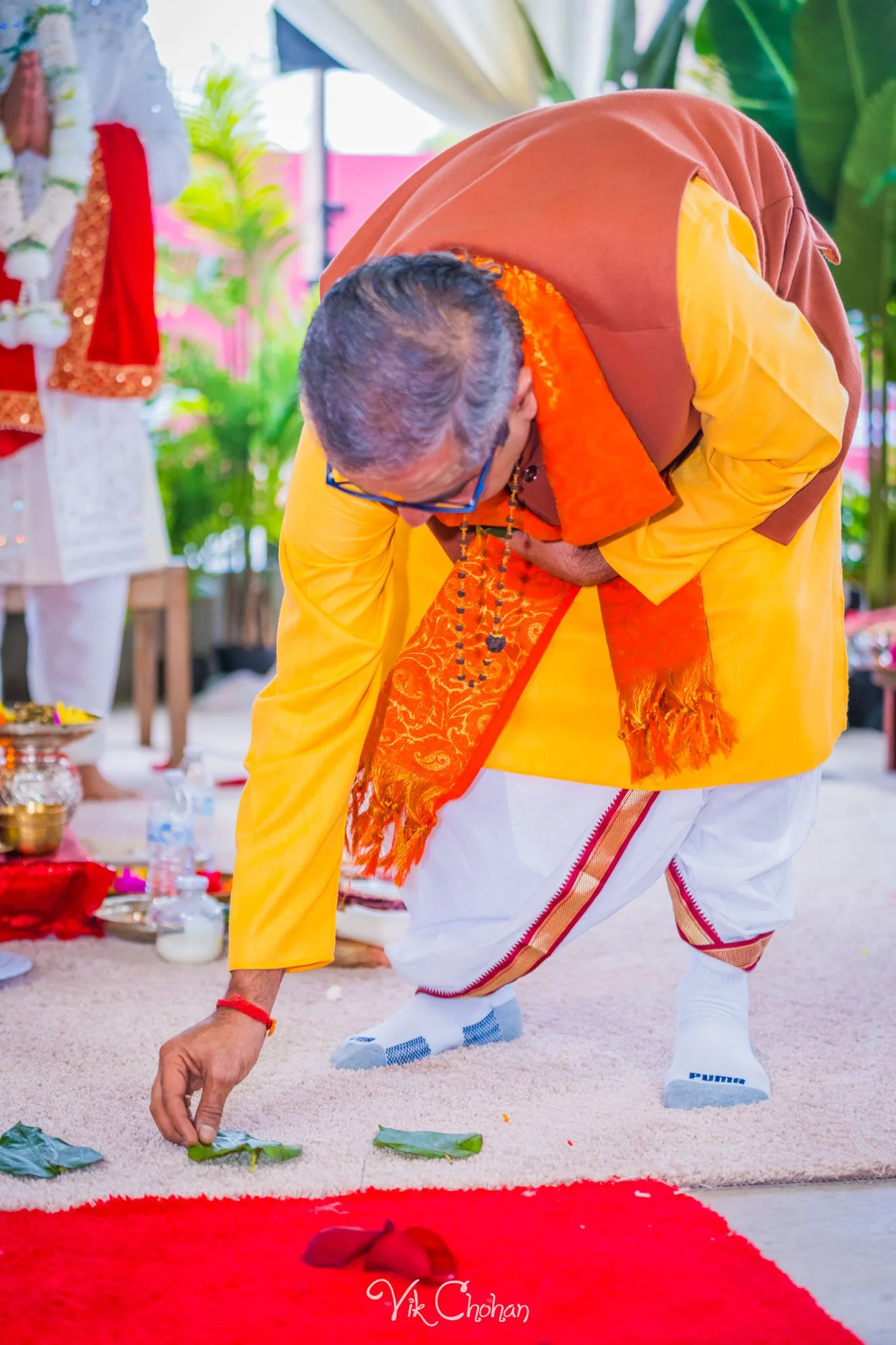 2025-11-15-Trishna-and-Cody-Indian-Wedding-Hindu-and-Jain-Temple-Vik-Chohan-Photography-Social-Media-VCP-404.jpg