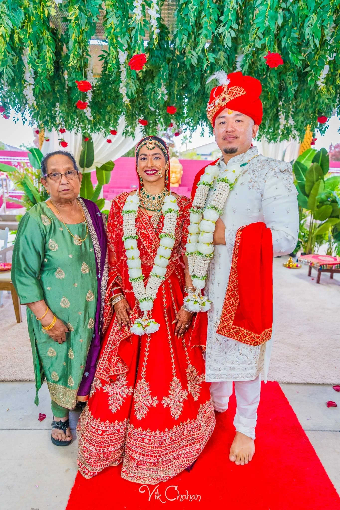 2025-11-15-Trishna-and-Cody-Indian-Wedding-Hindu-and-Jain-Temple-Vik-Chohan-Photography-Social-Media-VCP-521.jpg