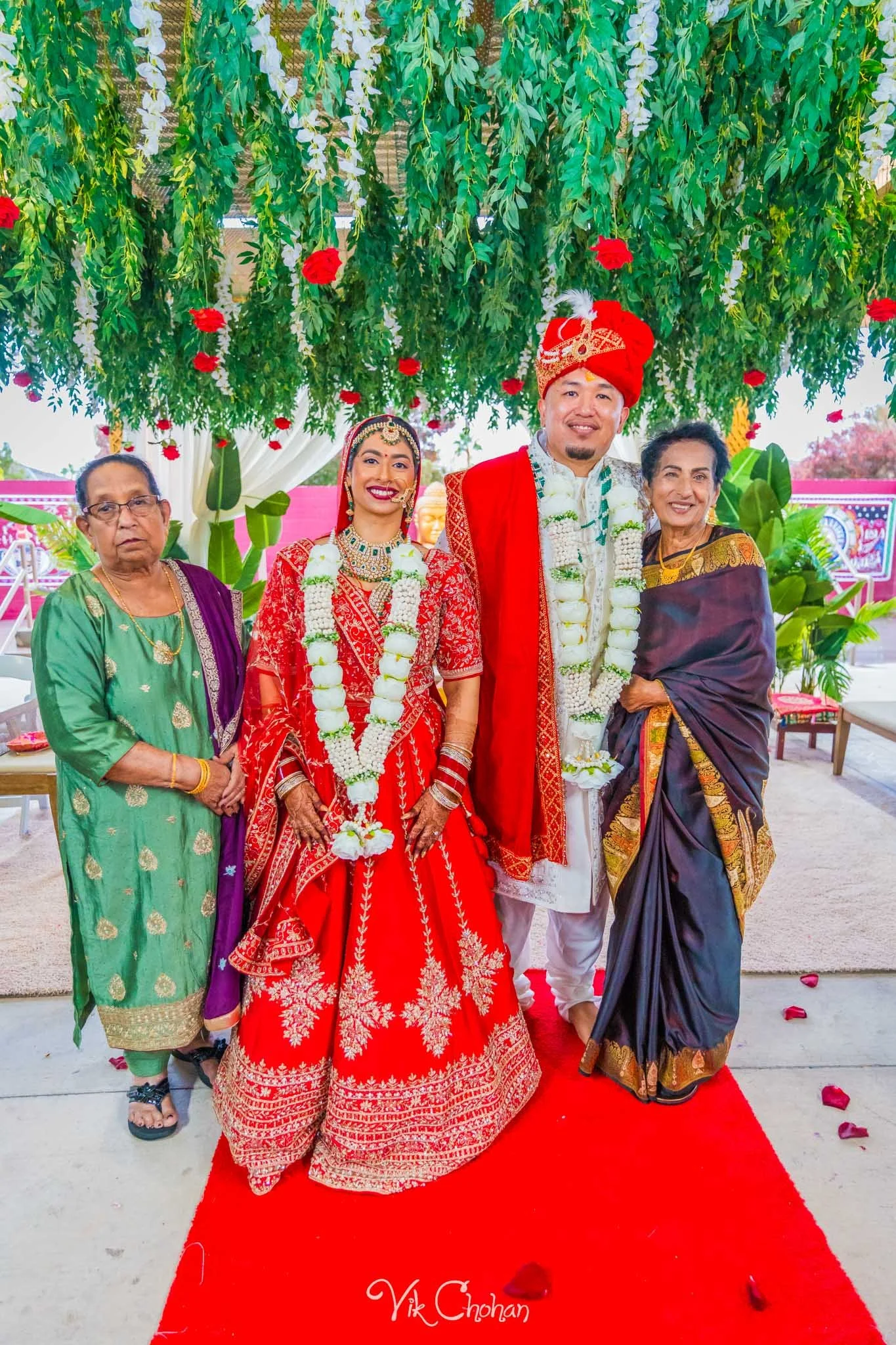 2025-11-15-Trishna-and-Cody-Indian-Wedding-Hindu-and-Jain-Temple-Vik-Chohan-Photography-Social-Media-VCP-522.jpg