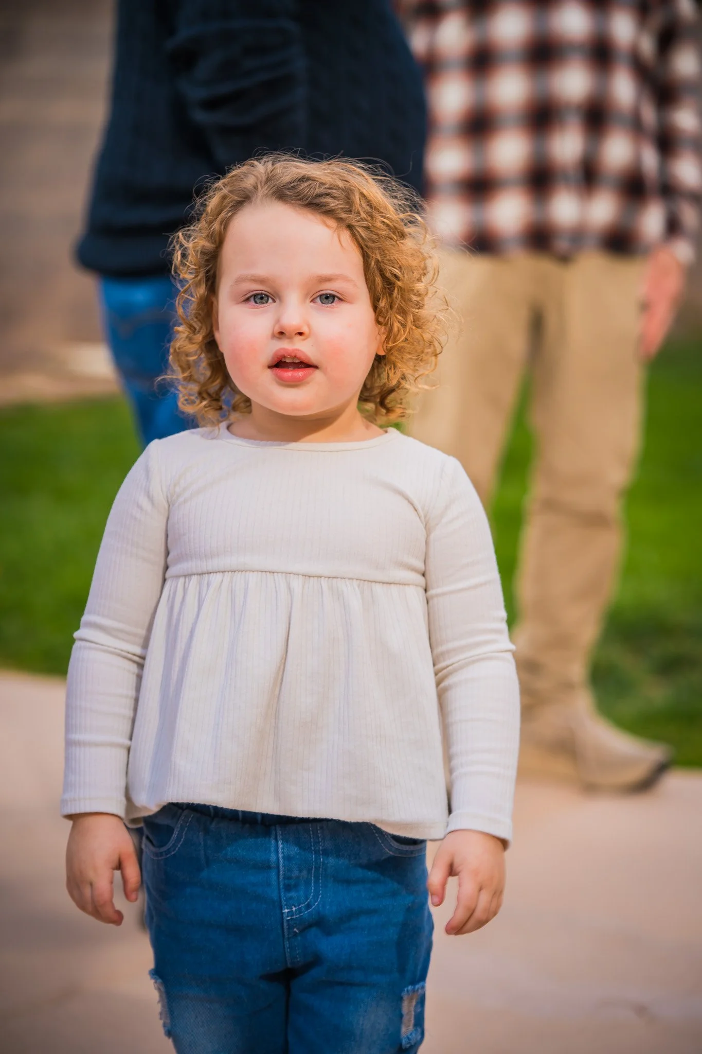 2025-11-22-Courtney-Family-Photography-nov-22nd-2025-Social-Media-014.jpg