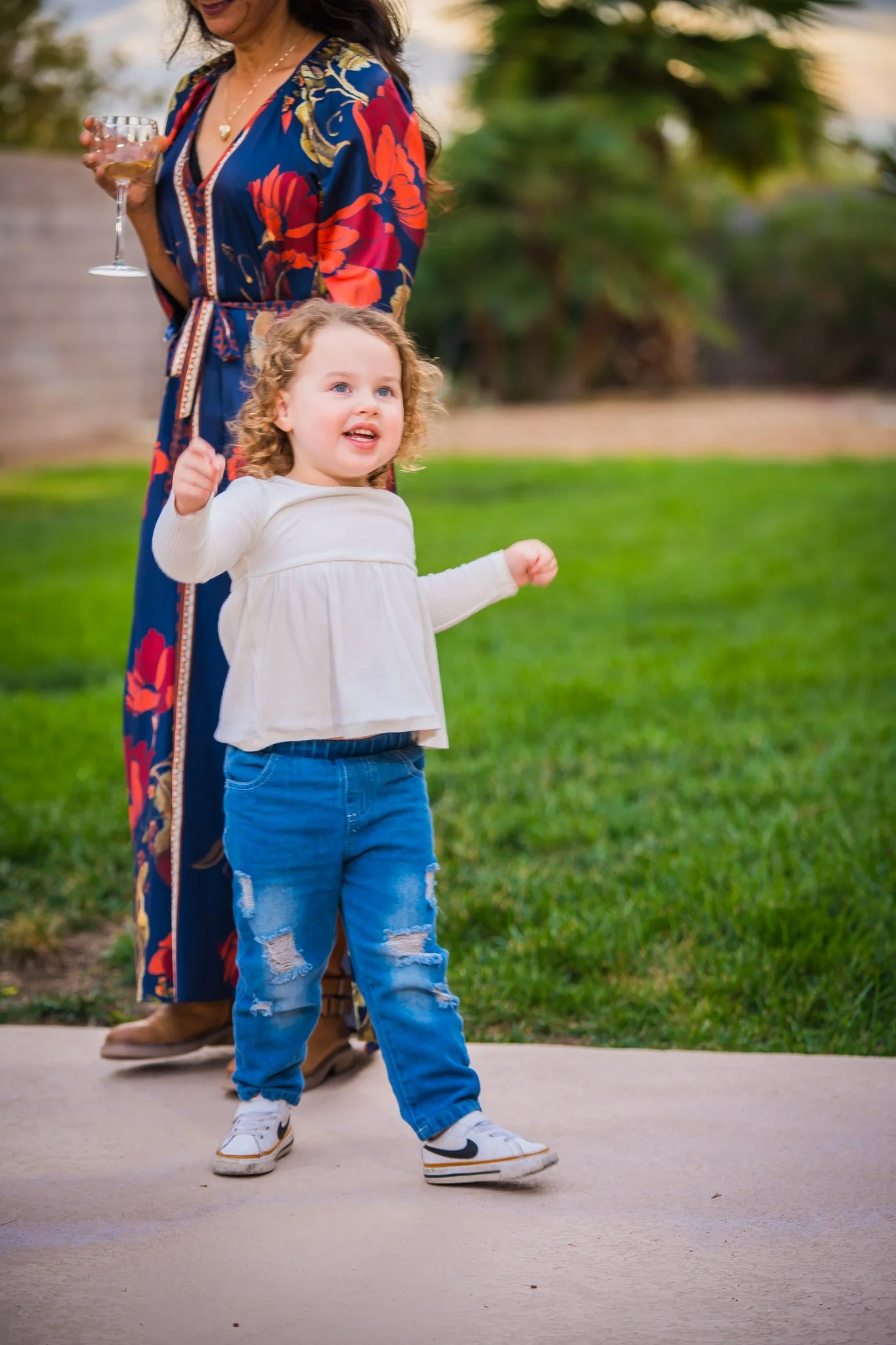 2025-11-22-Courtney-Family-Photography-nov-22nd-2025-Social-Media-018.jpg