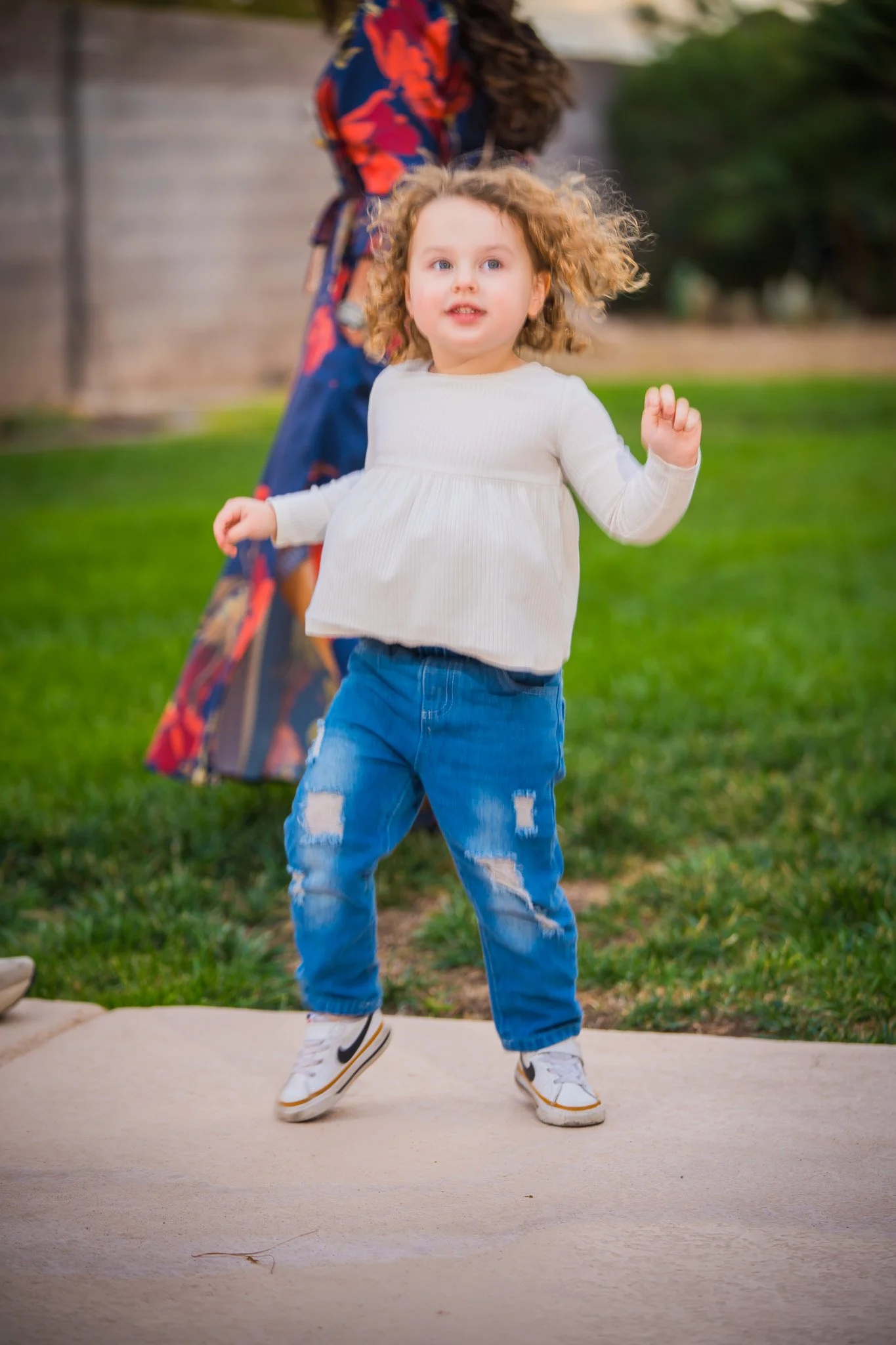 2025-11-22-Courtney-Family-Photography-nov-22nd-2025-Social-Media-019.jpg