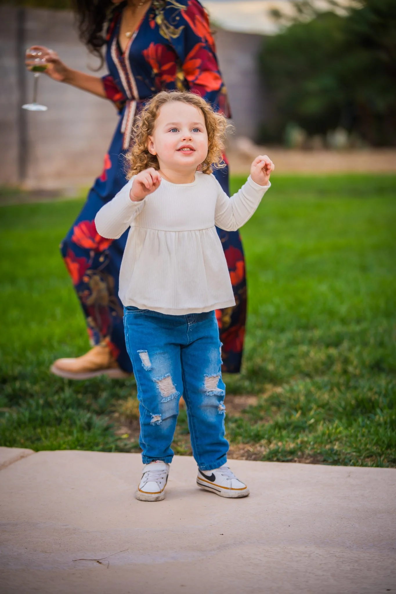 2025-11-22-Courtney-Family-Photography-nov-22nd-2025-Social-Media-021.jpg