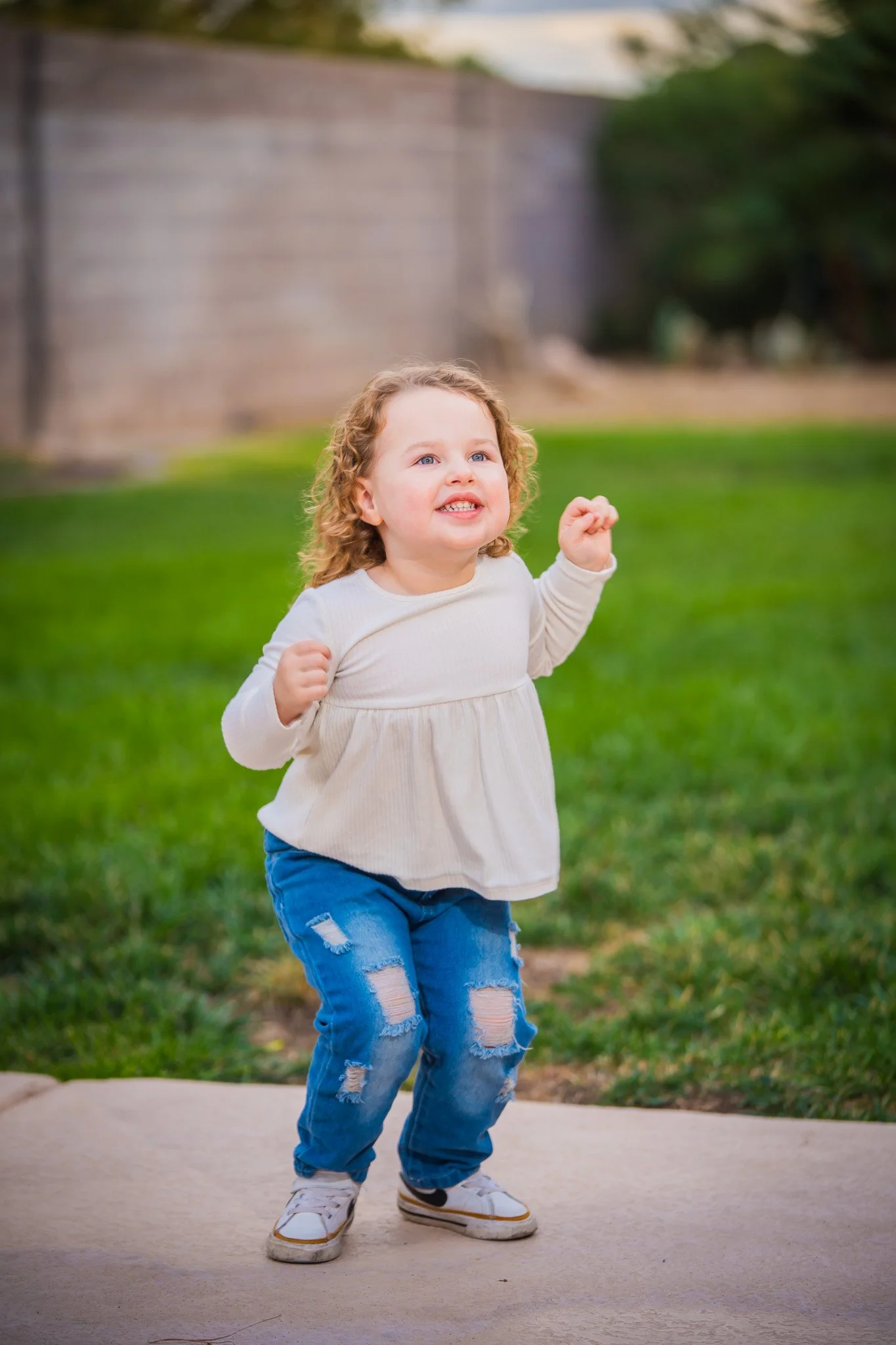 2025-11-22-Courtney-Family-Photography-nov-22nd-2025-Social-Media-024.jpg