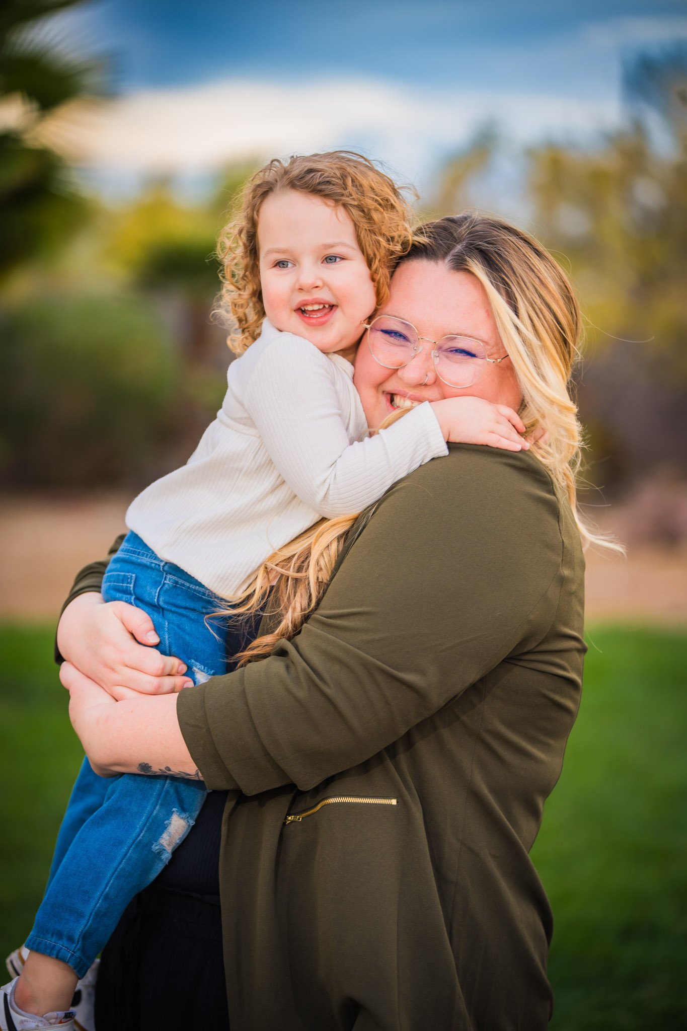 2025-11-22-Courtney-Family-Photography-nov-22nd-2025-Social-Media-030.jpg
