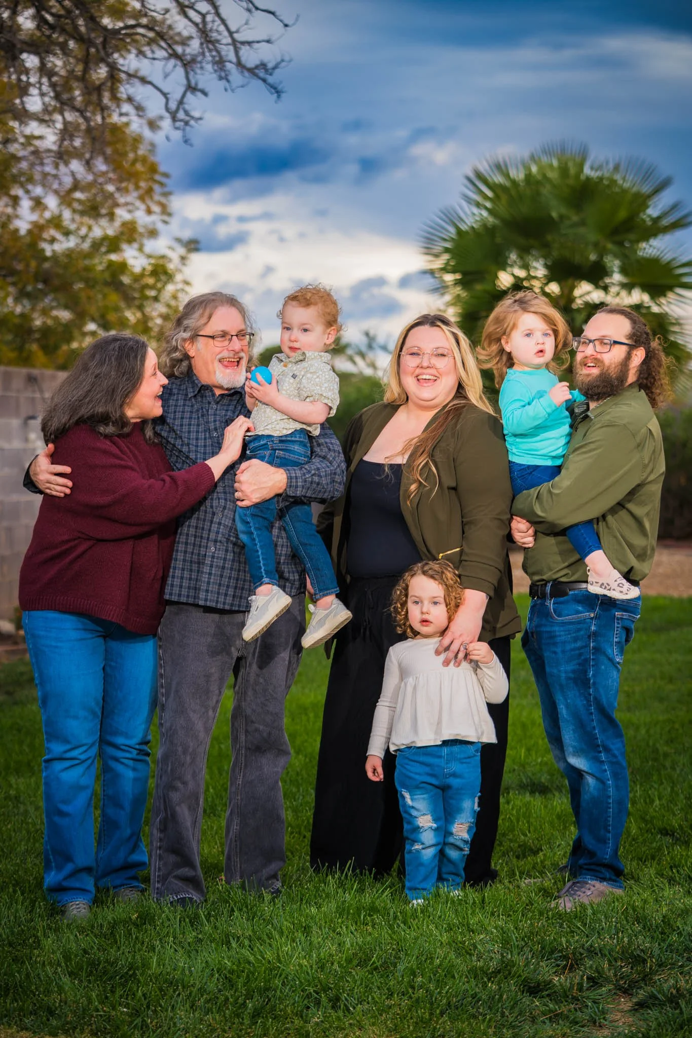 2025-11-22-Courtney-Family-Photography-nov-22nd-2025-Social-Media-045.jpg