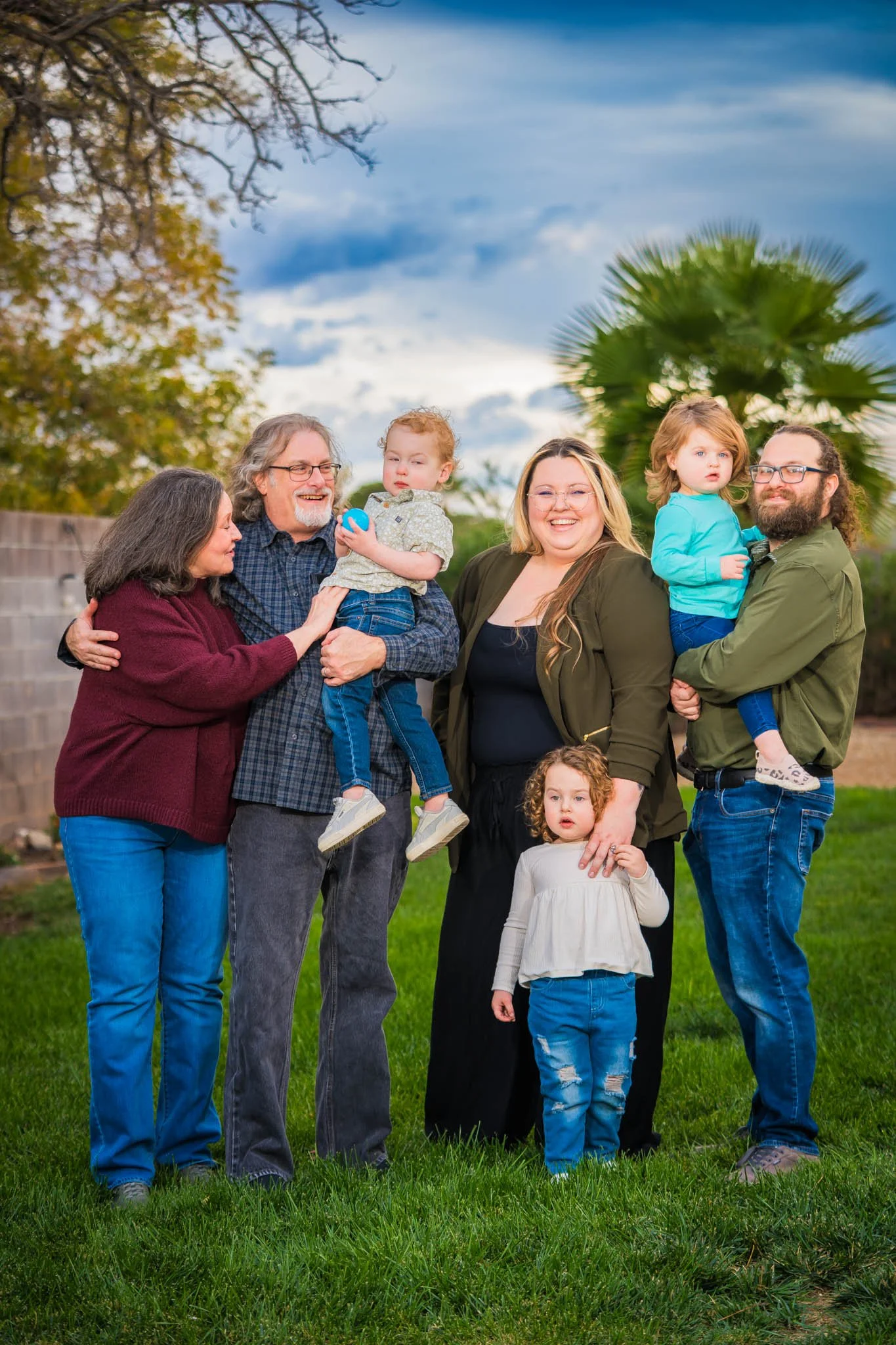 2025-11-22-Courtney-Family-Photography-nov-22nd-2025-Social-Media-046.jpg