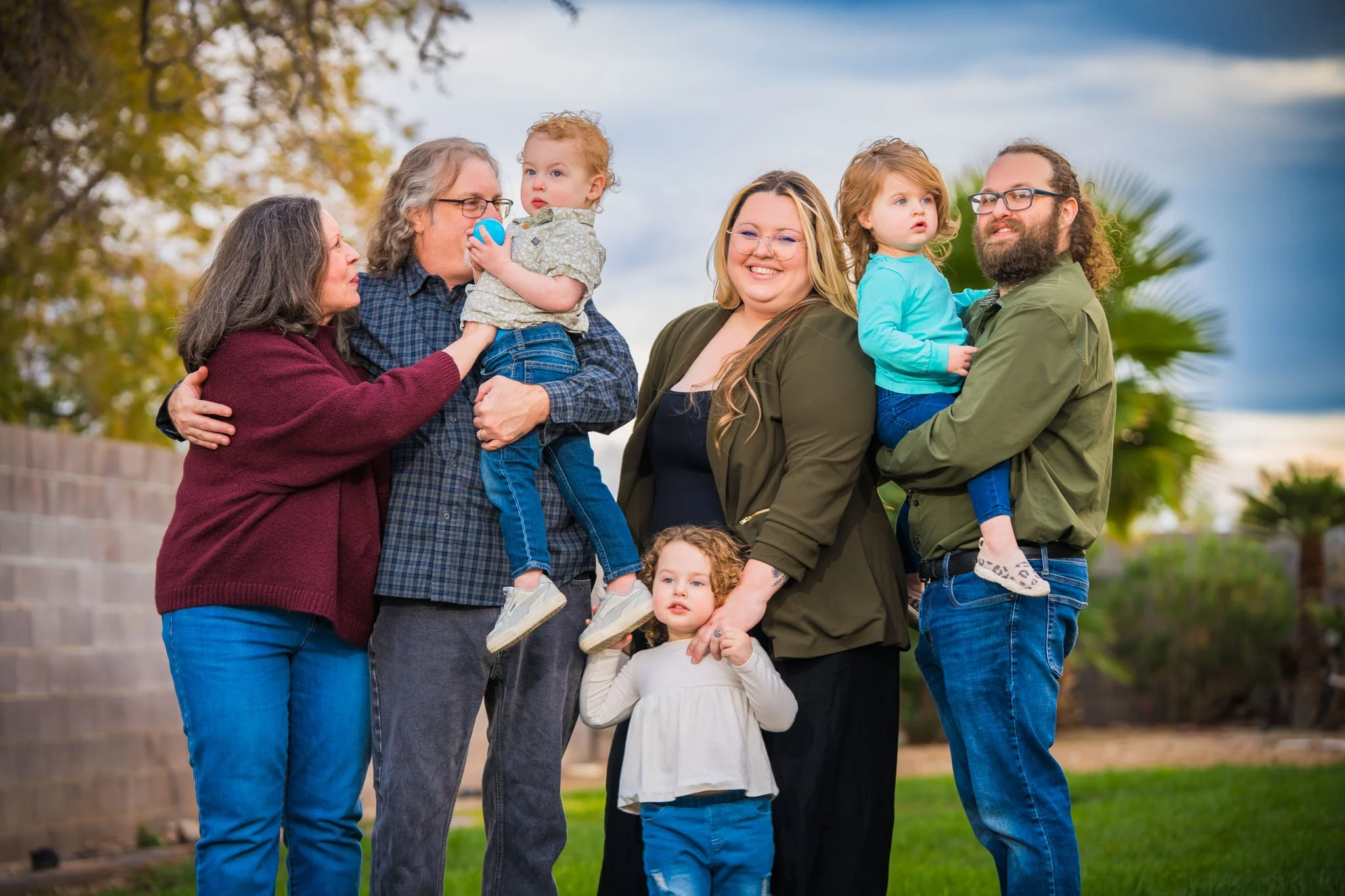 2025-11-22-Courtney-Family-Photography-nov-22nd-2025-Social-Media-048.jpg