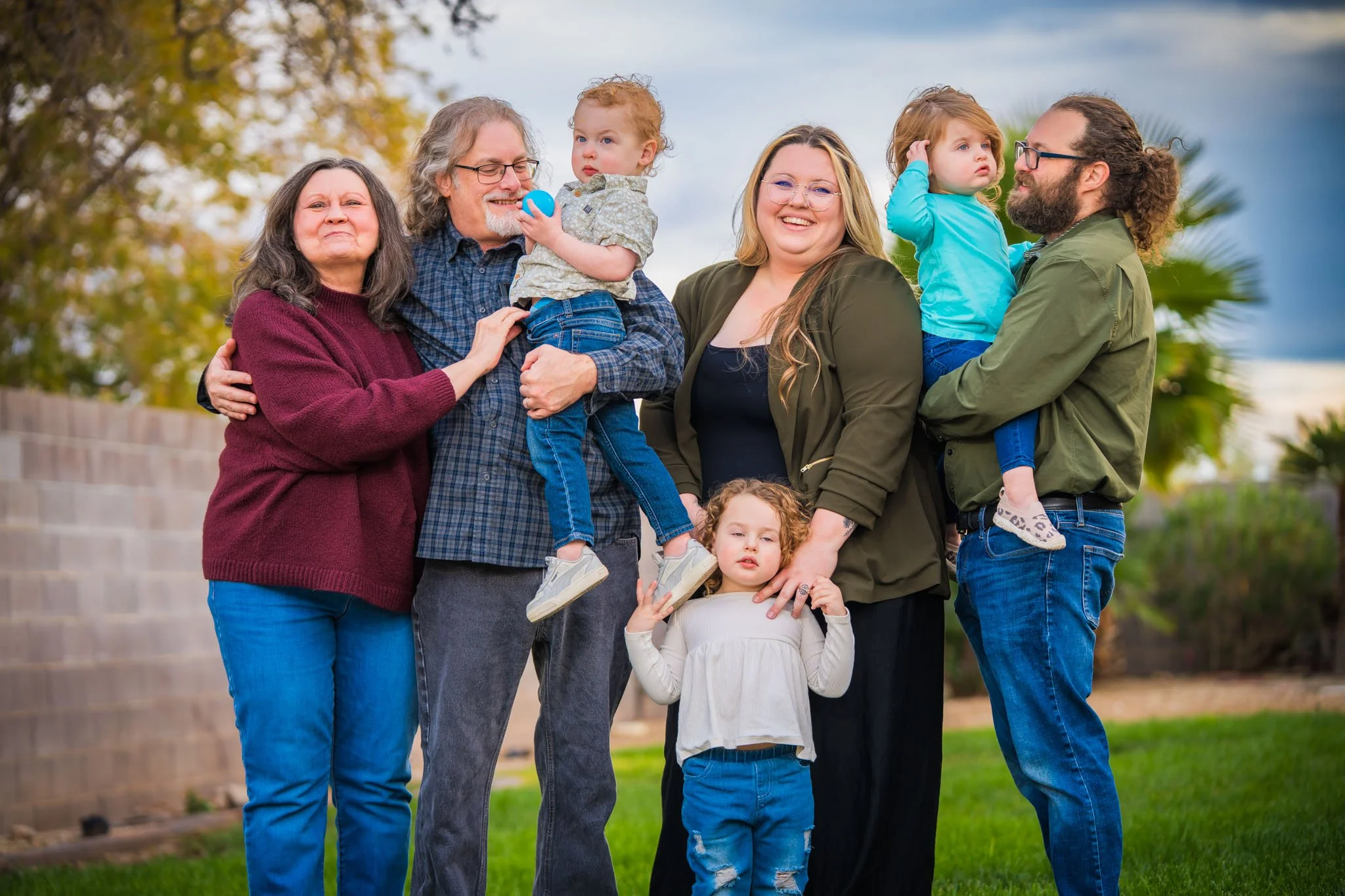 2025-11-22-Courtney-Family-Photography-nov-22nd-2025-Social-Media-049.jpg