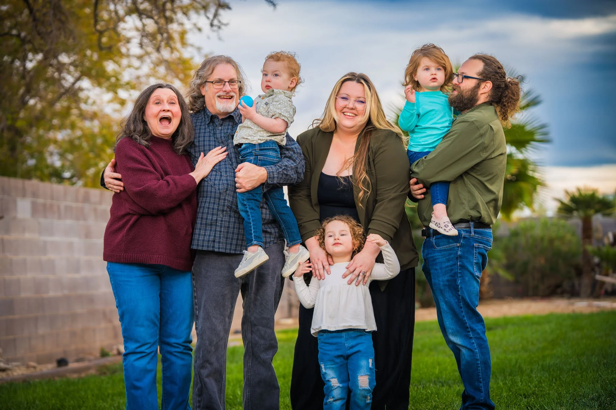 2025-11-22-Courtney-Family-Photography-nov-22nd-2025-Social-Media-050.jpg