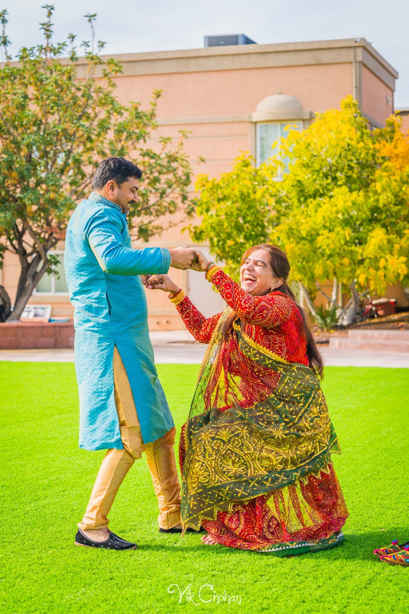 2025-11-29-Asha-and-Dilip-Indian-Wedding-Hindu-and-Jain-Temple-Las-Vegas-nov-29th-2025-vik-chohan-photography-Social-Media-VCP-086.jpg
