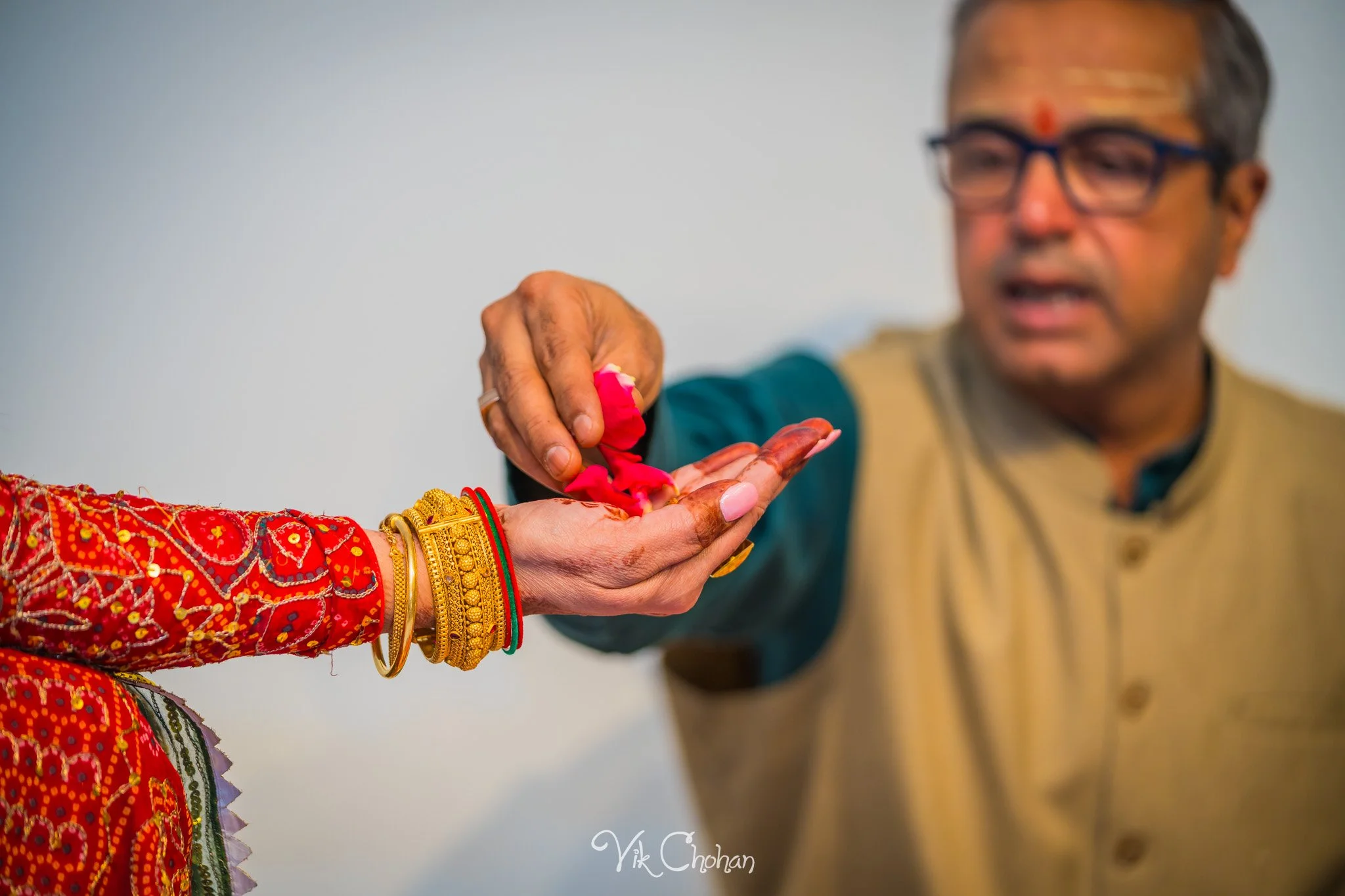 2025-11-29-Asha-and-Dilip-Indian-Wedding-Hindu-and-Jain-Temple-Las-Vegas-nov-29th-2025-vik-chohan-photography-Social-Media-VCP-164.jpg