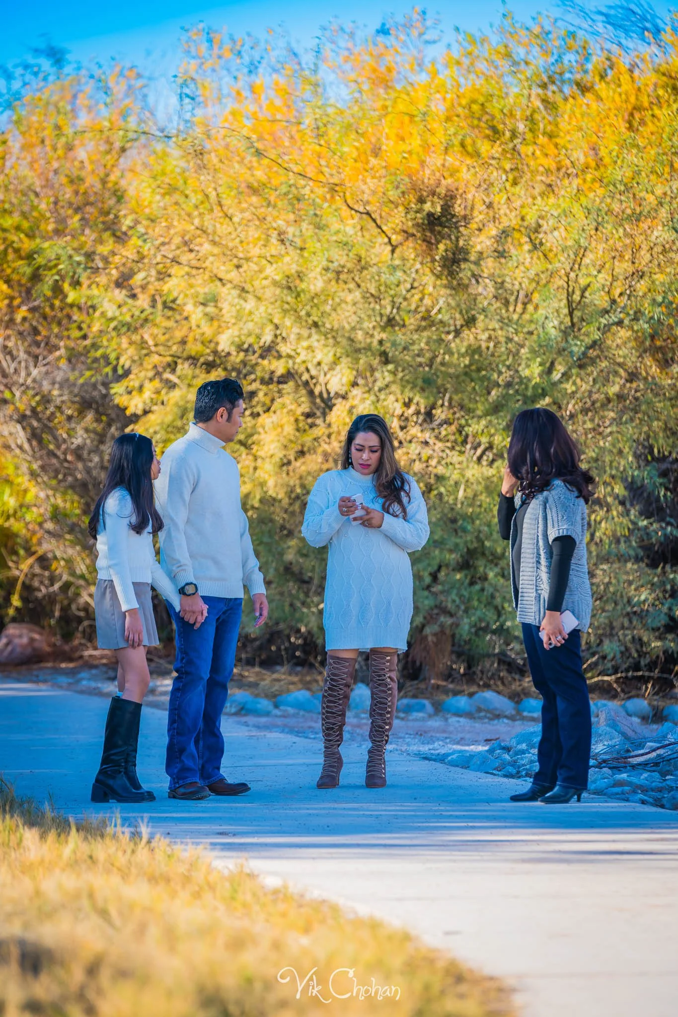 2025-12-07-Goll-Ulan-Family-Photography-Vik-Chohan-Photography-Social-Media-VCP-132.jpg