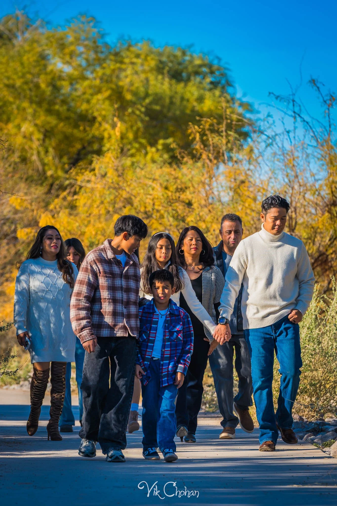 2025-12-07-Goll-Ulan-Family-Photography-Vik-Chohan-Photography-Social-Media-VCP-153.jpg