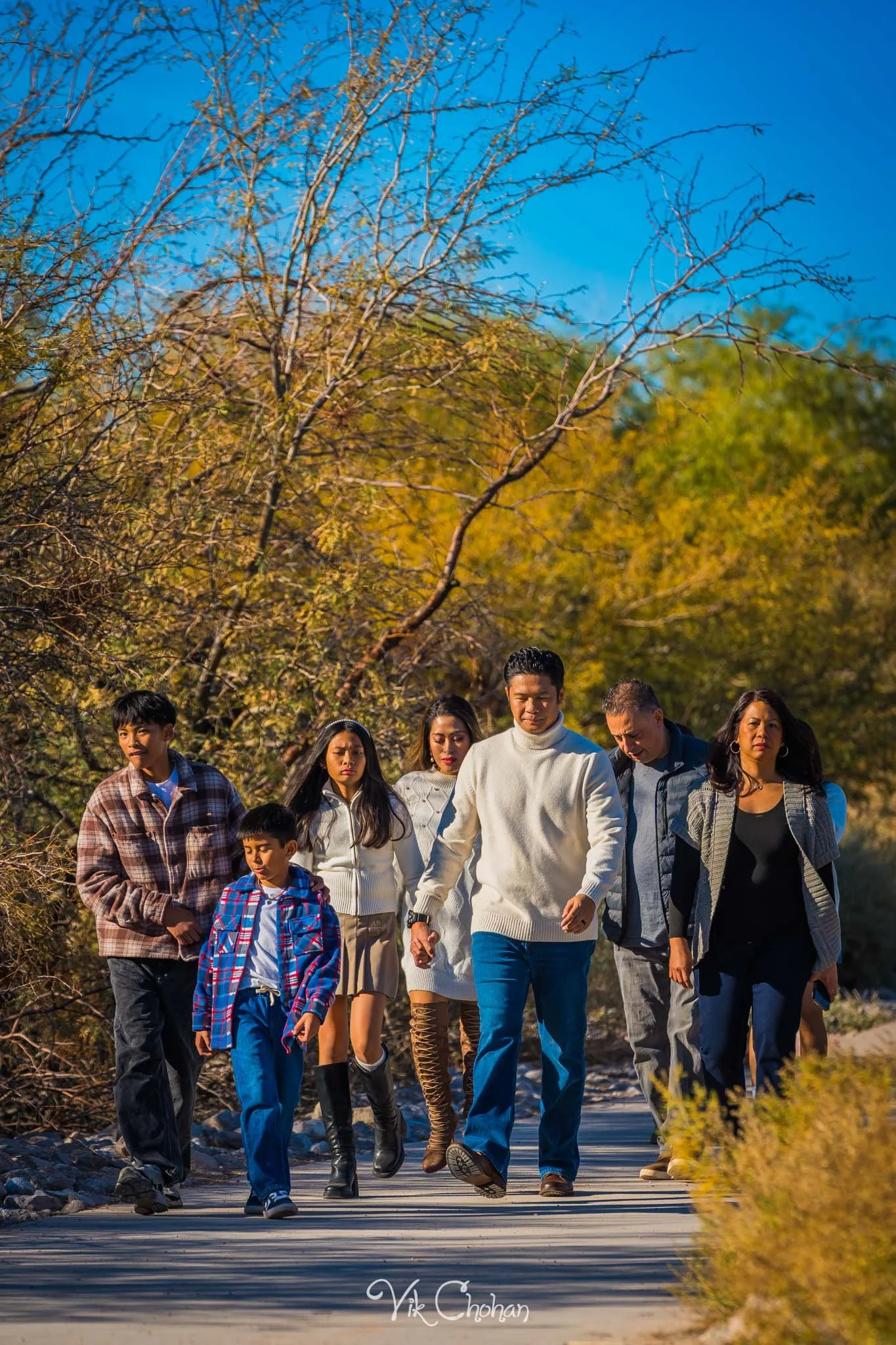 2025-12-07-Goll-Ulan-Family-Photography-Vik-Chohan-Photography-Social-Media-VCP-154.jpg
