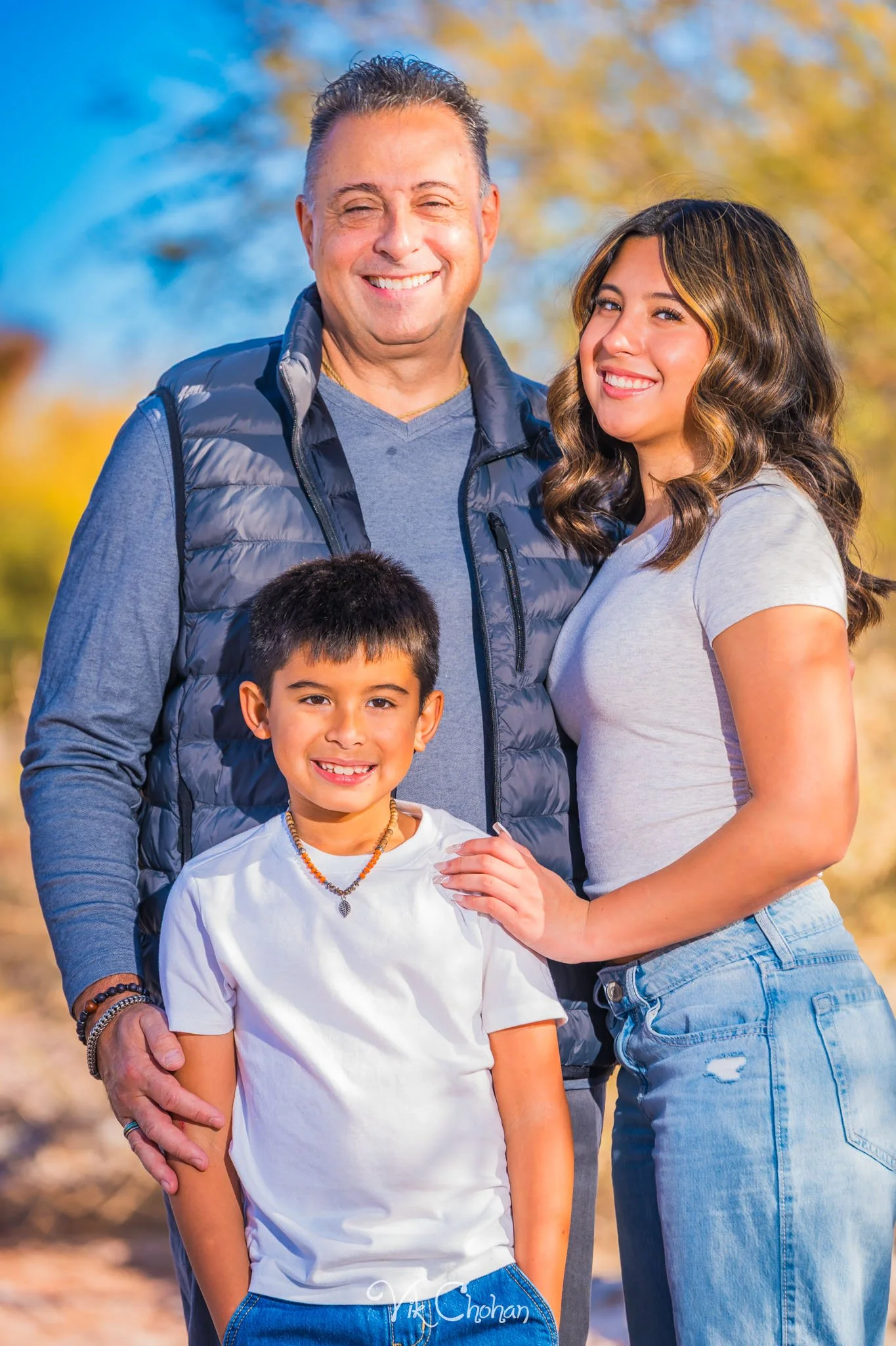 2025-12-07-Goll-Ulan-Family-Photography-Vik-Chohan-Photography-Social-Media-VCP-163.jpg