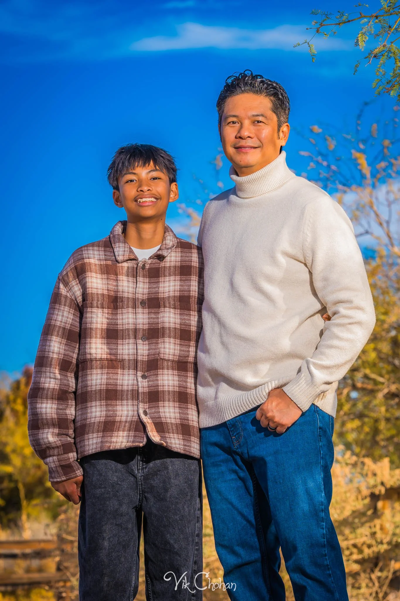2025-12-07-Goll-Ulan-Family-Photography-Vik-Chohan-Photography-Social-Media-VCP-191.jpg