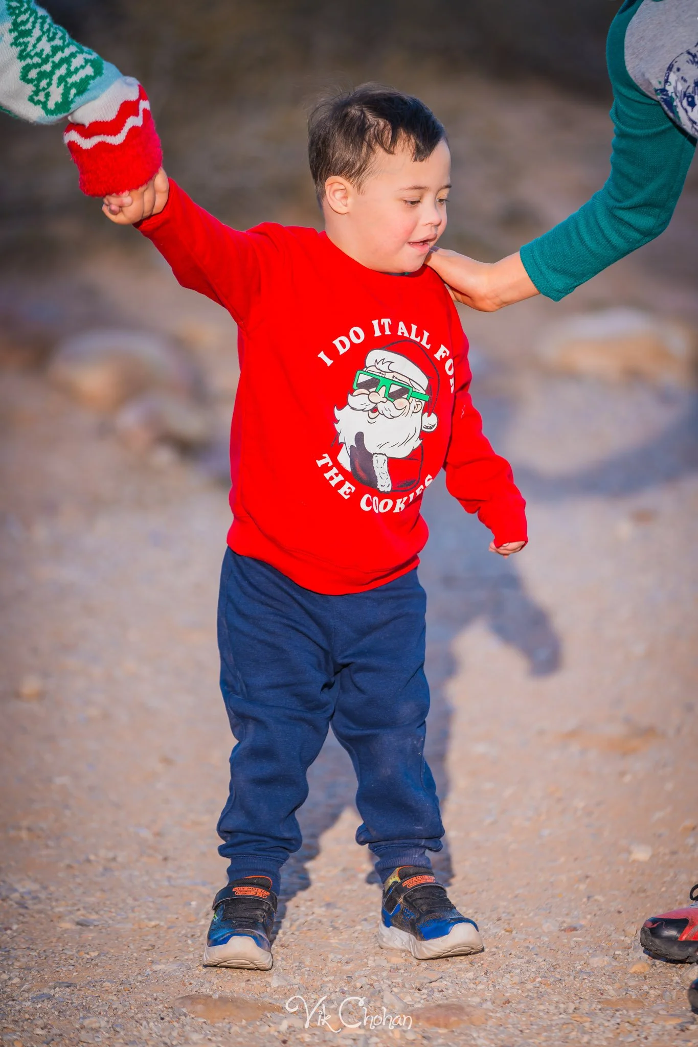 2025-12-07-Family-Photography-Vik-Chohan-Photography-Social-Media-VCP-014.jpg