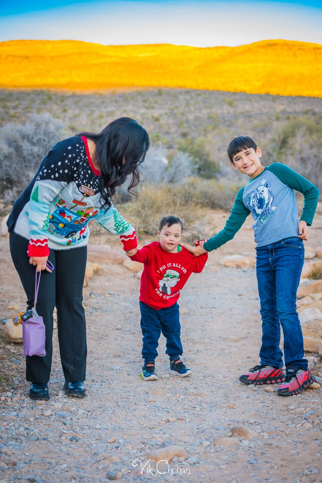 2025-12-07-Family-Photography-Vik-Chohan-Photography-Social-Media-VCP-015.jpg