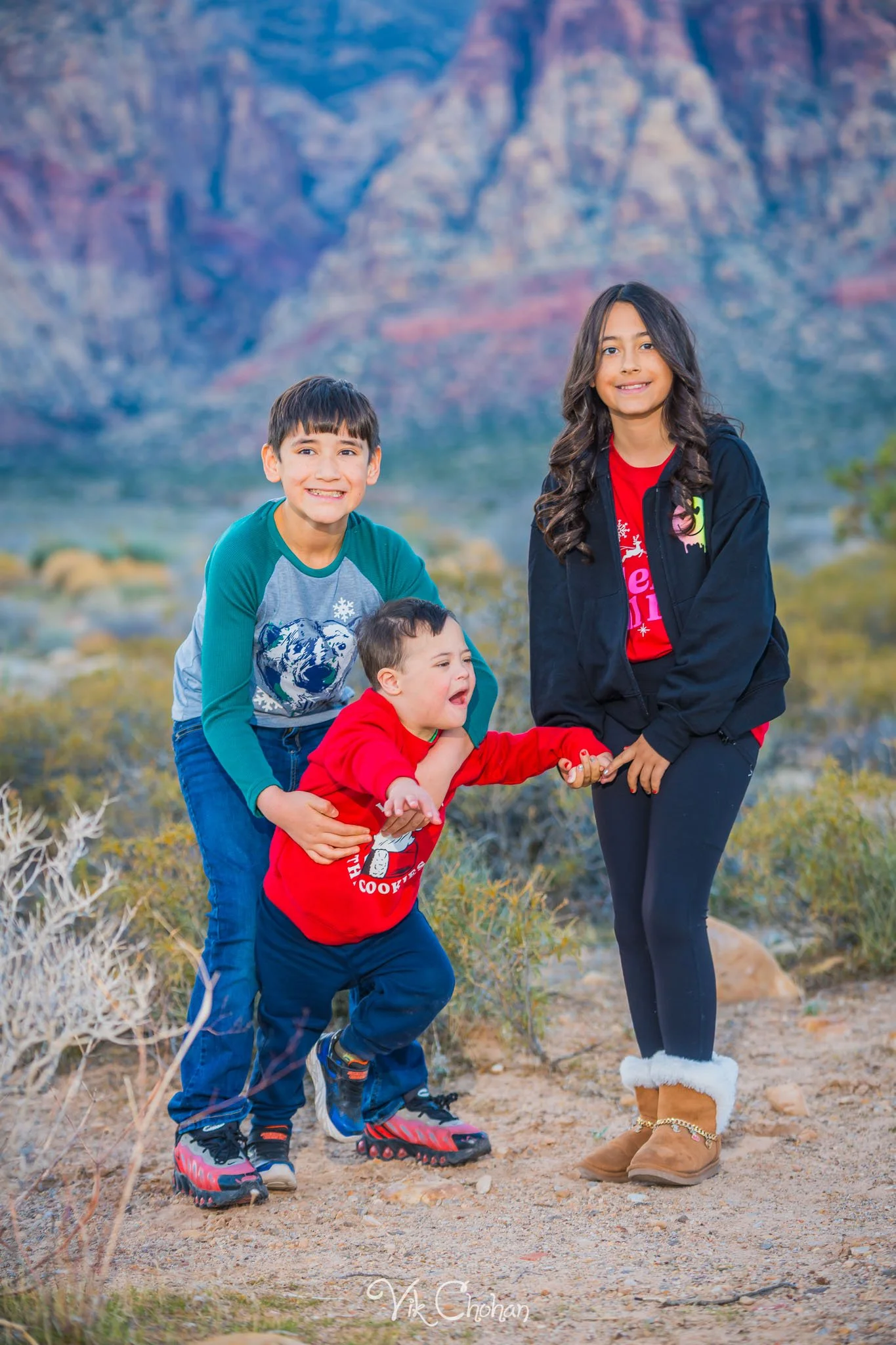 2025-12-07-Family-Photography-Vik-Chohan-Photography-Social-Media-VCP-020.jpg