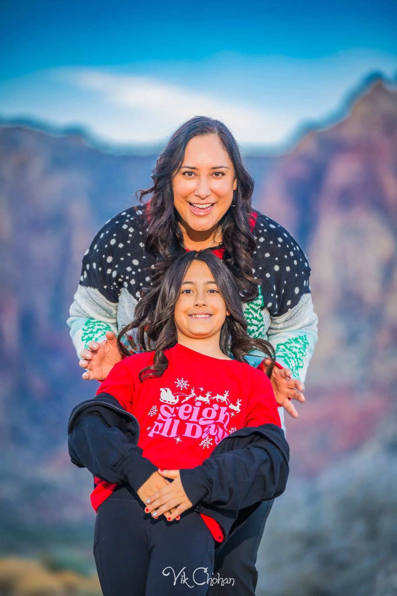 2025-12-07-Family-Photography-Vik-Chohan-Photography-Social-Media-VCP-060.jpg