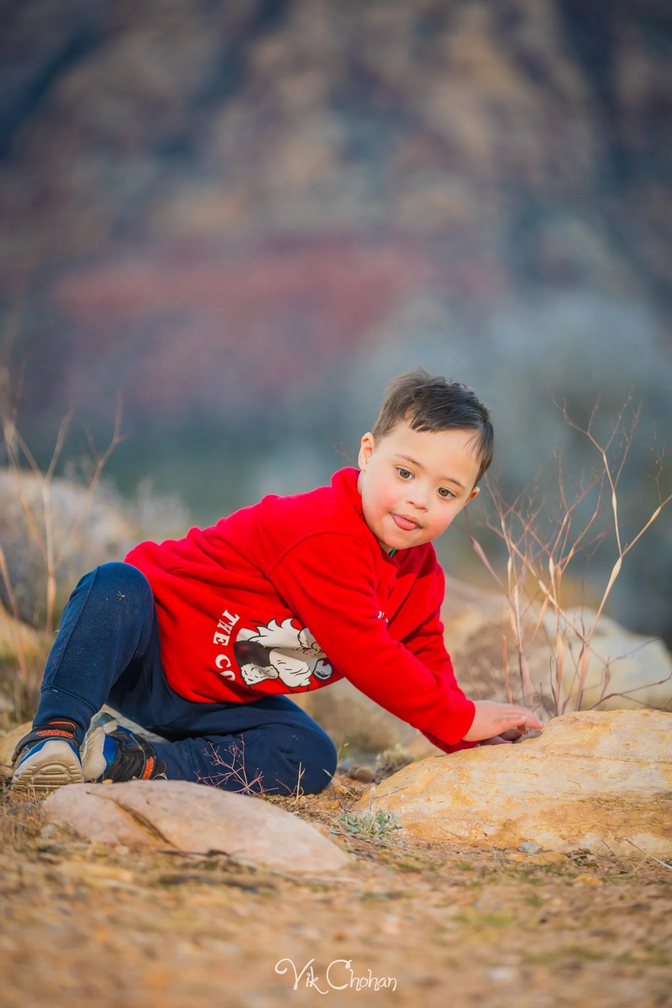 2025-12-07-Family-Photography-Vik-Chohan-Photography-Social-Media-VCP-079.jpg