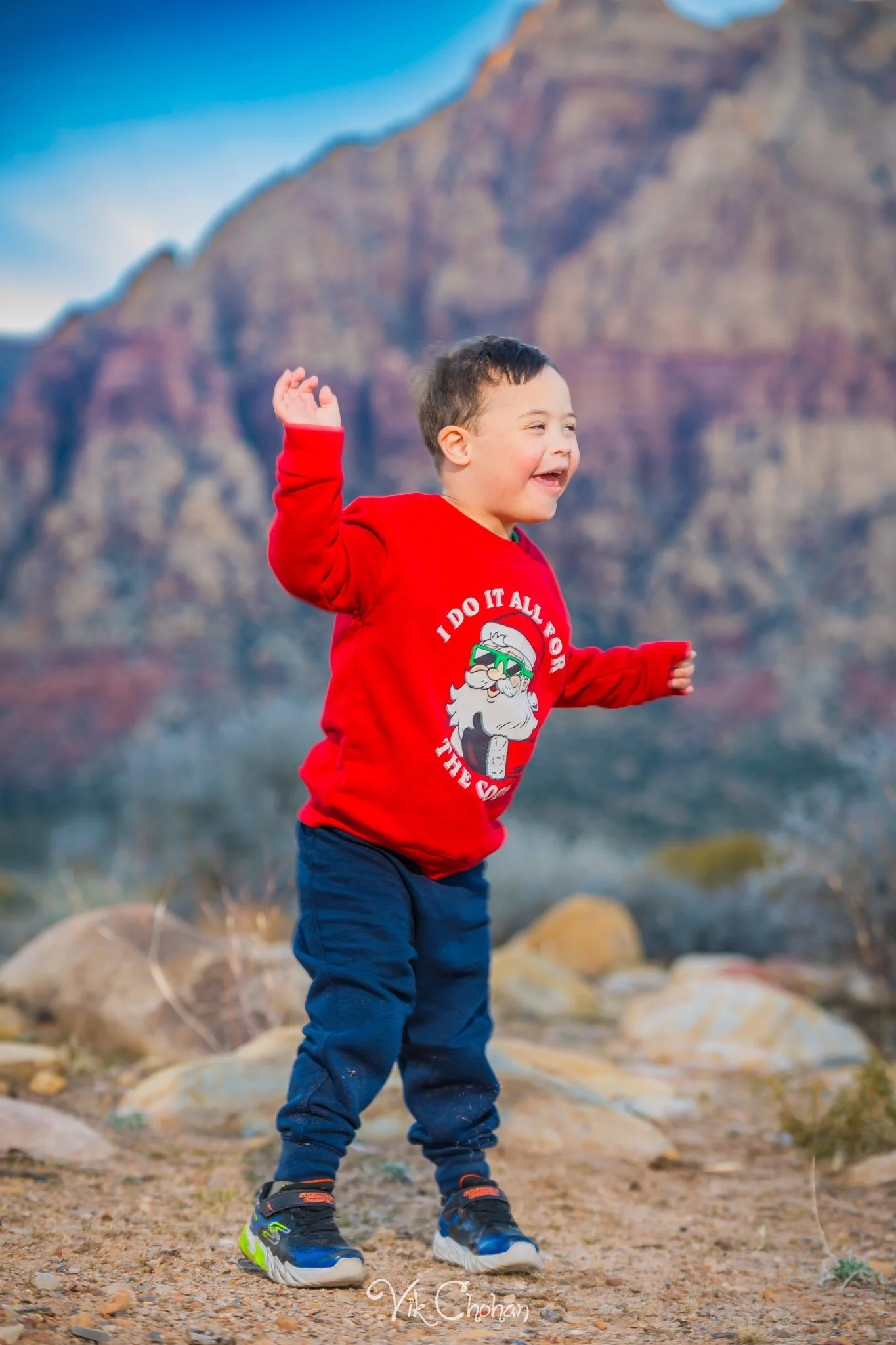 2025-12-07-Family-Photography-Vik-Chohan-Photography-Social-Media-VCP-085.jpg