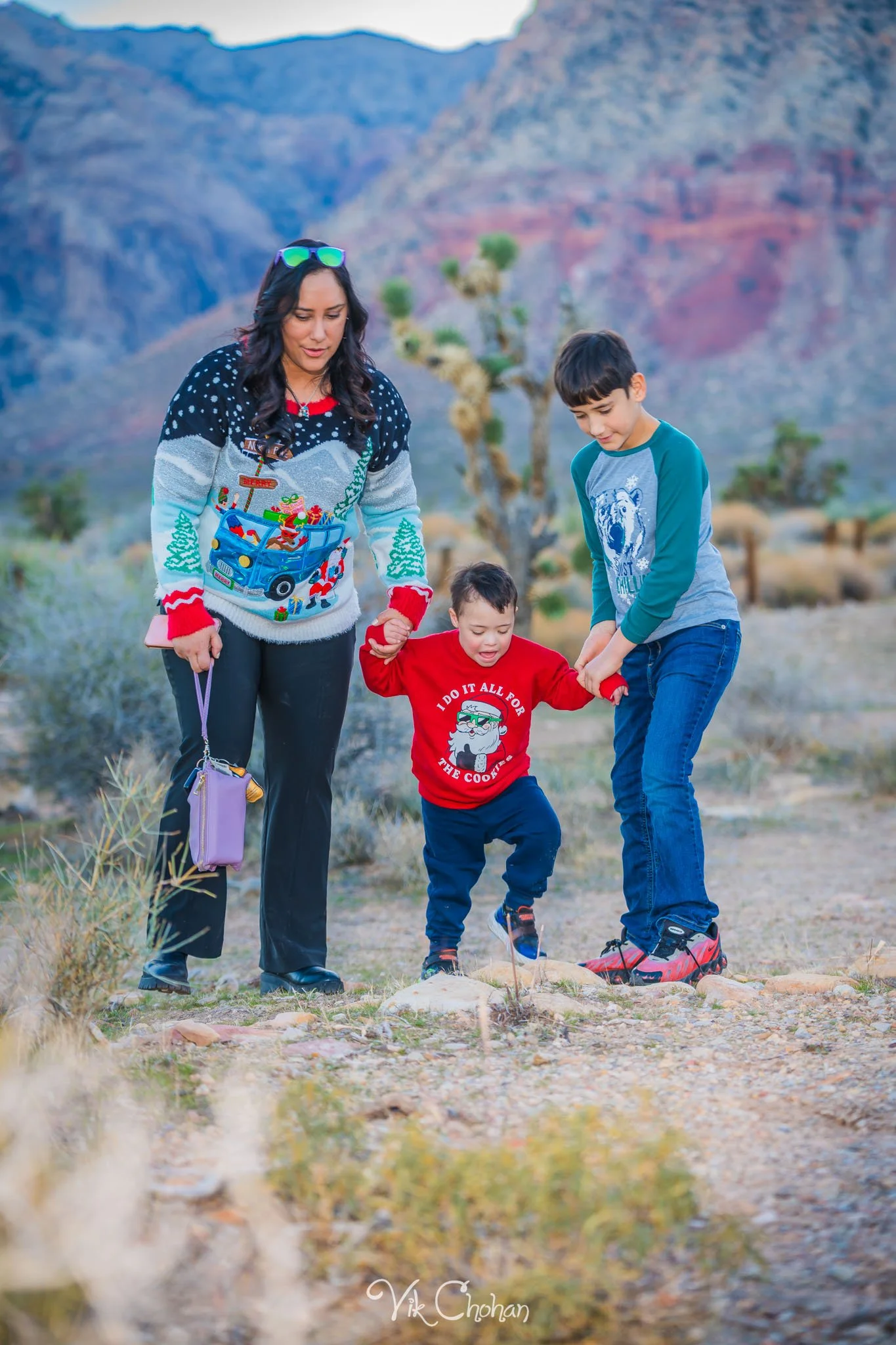 2025-12-07-Family-Photography-Vik-Chohan-Photography-Social-Media-VCP-099.jpg
