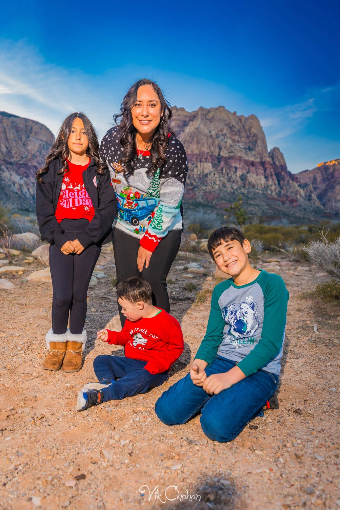 2025-12-07-Family-Photography-Vik-Chohan-Photography-Social-Media-VCP-103.jpg