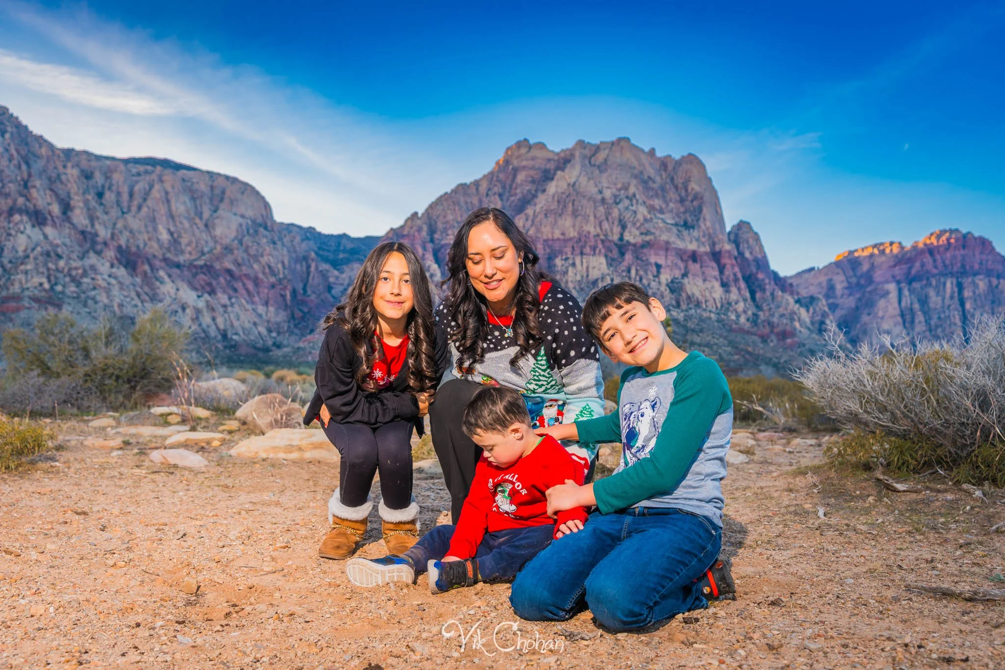 2025-12-07-Family-Photography-Vik-Chohan-Photography-Social-Media-VCP-106.jpg