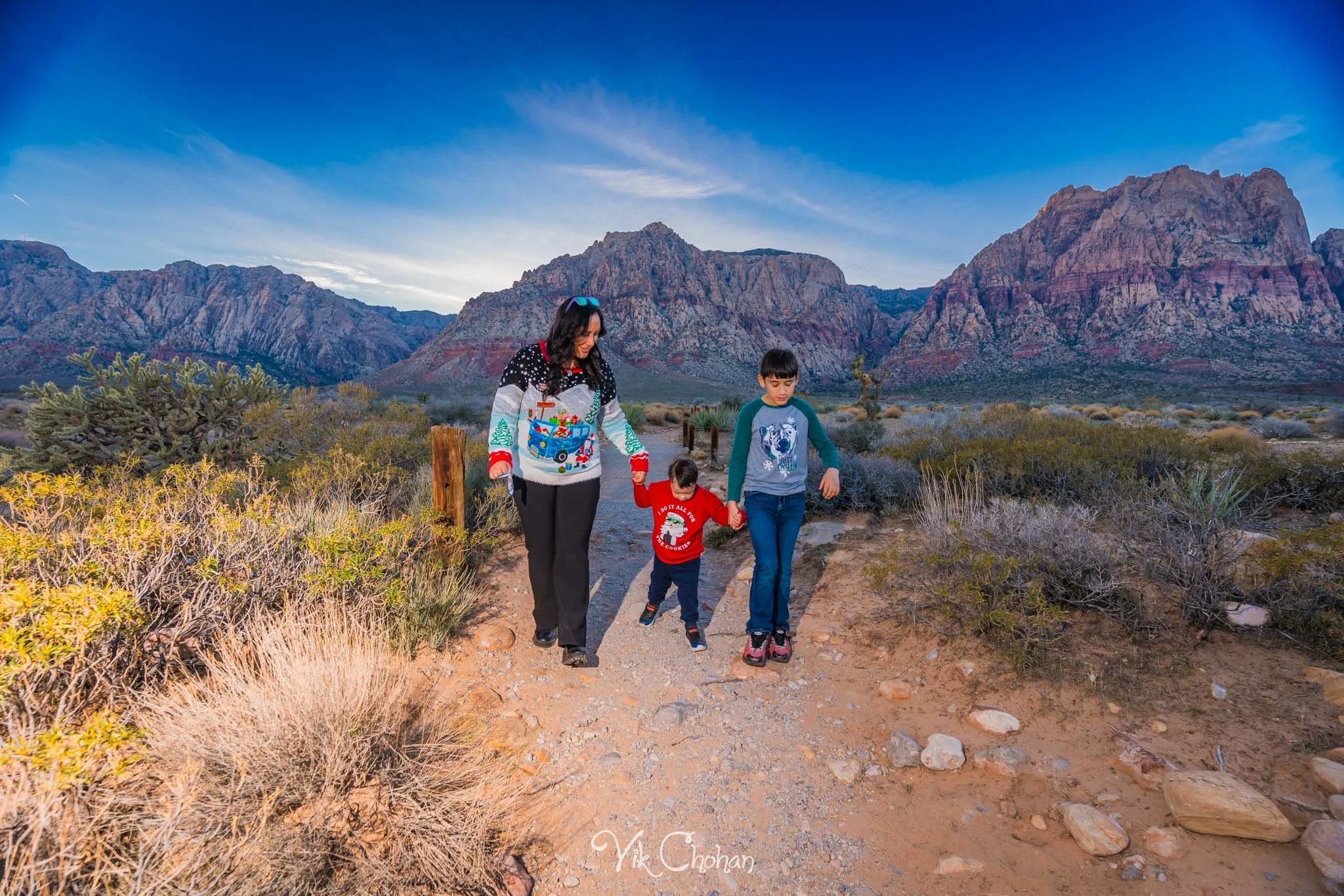 2025-12-07-Family-Photography-Vik-Chohan-Photography-Social-Media-VCP-110.jpg