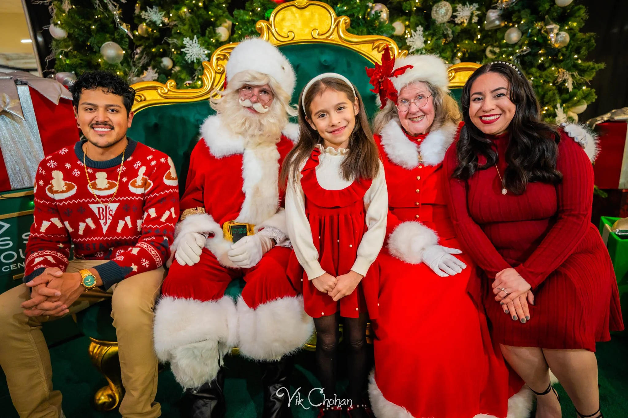 INTRODeuce Concierge Christmas at LV South Premium Outlets - album 2