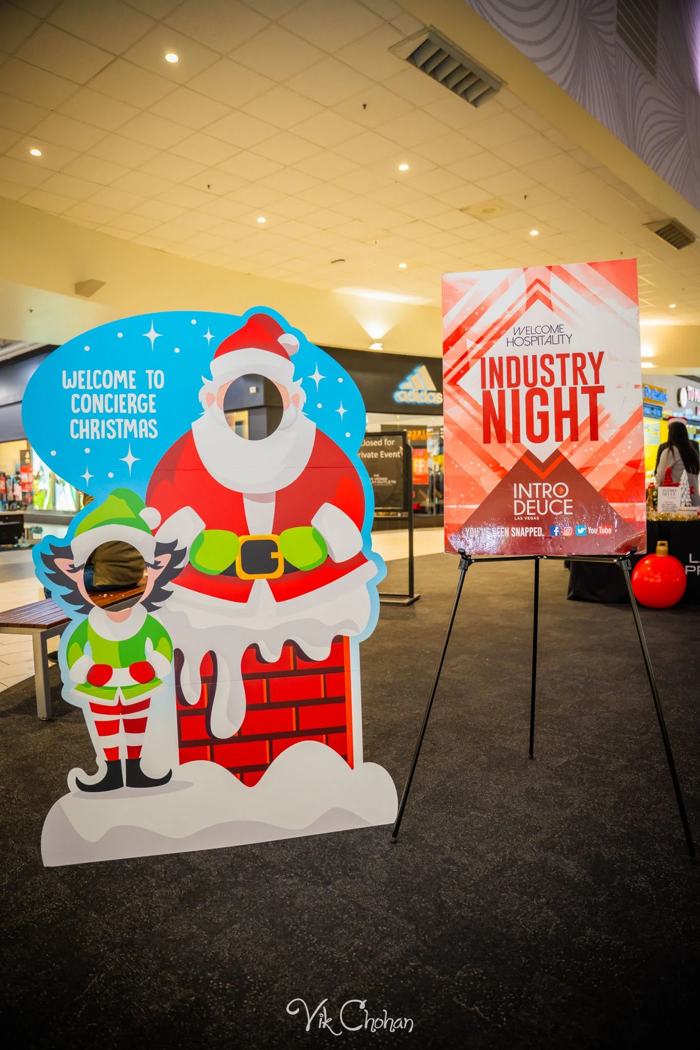 2025-12-10-INTRODeuce-Concierge-Christmas-at-LV-South-Premium-Outlets-2-Vik-Chohan-Photography-Social-Media-VCP-279.jpg