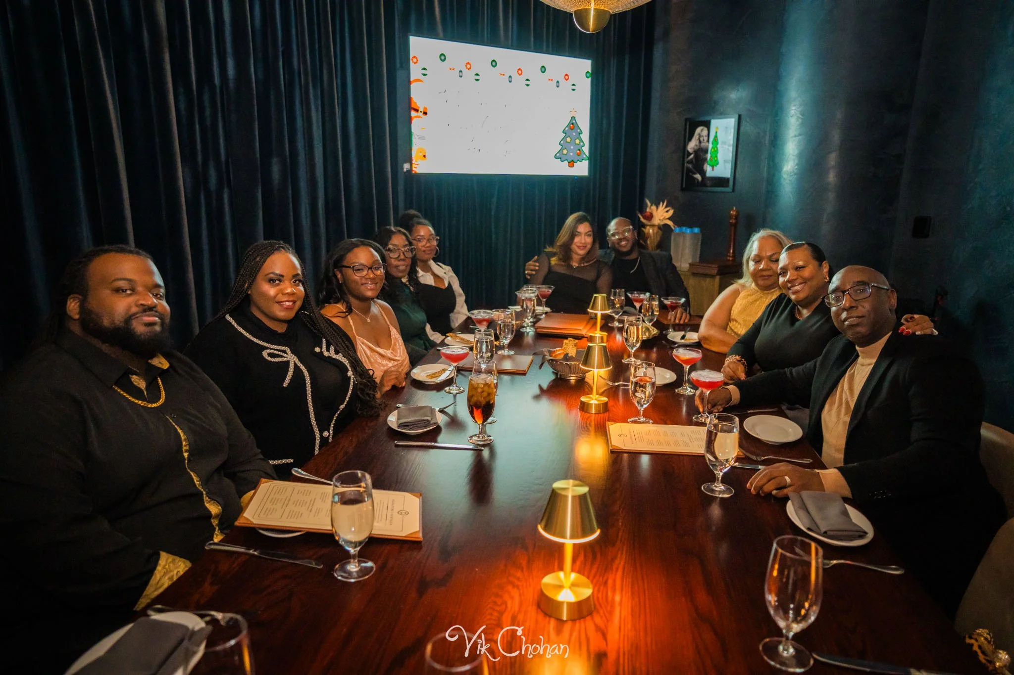 2025-12-19-Christmas-Celebration-with-Granny-at-Ocean-Prime-Vik-Chohan-Photography-Social-Media-VCP-066.jpg