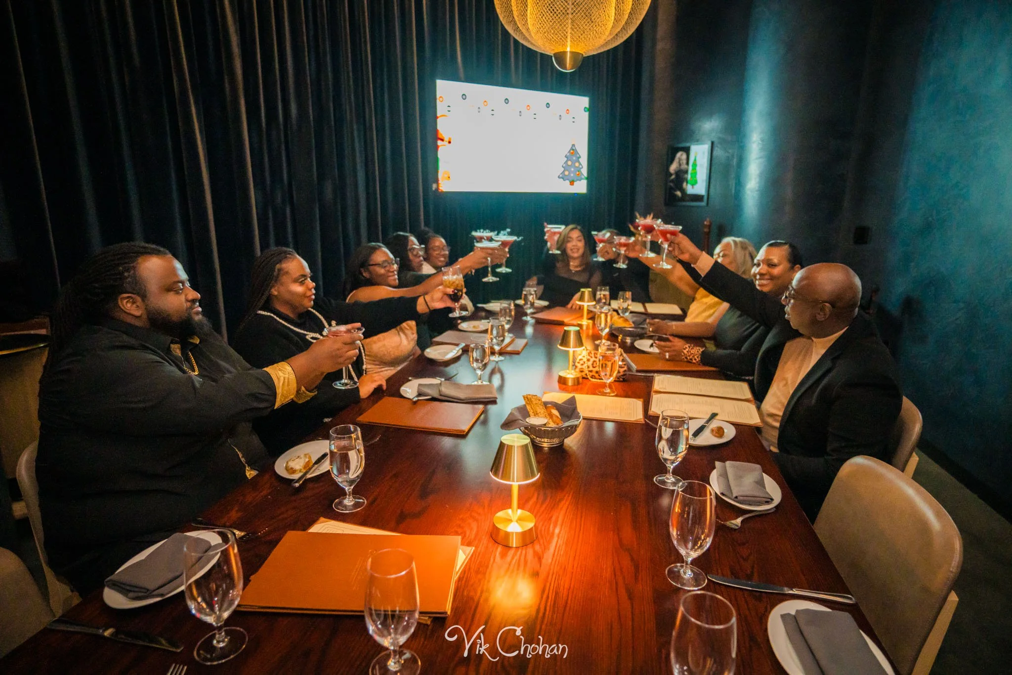 2025-12-19-Christmas-Celebration-with-Granny-at-Ocean-Prime-Vik-Chohan-Photography-Social-Media-VCP-091.jpg