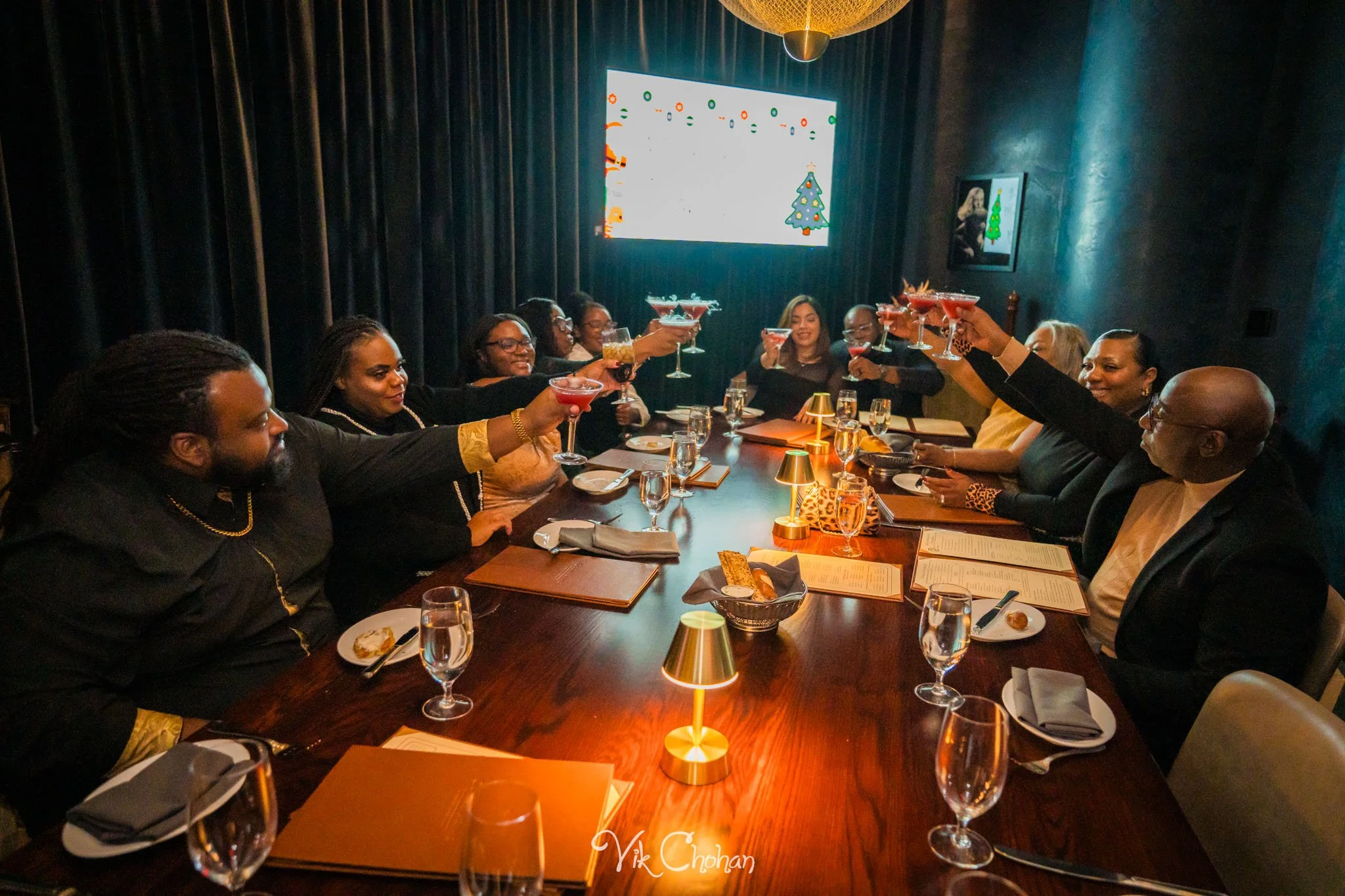 2025-12-19-Christmas-Celebration-with-Granny-at-Ocean-Prime-Vik-Chohan-Photography-Social-Media-VCP-092.jpg