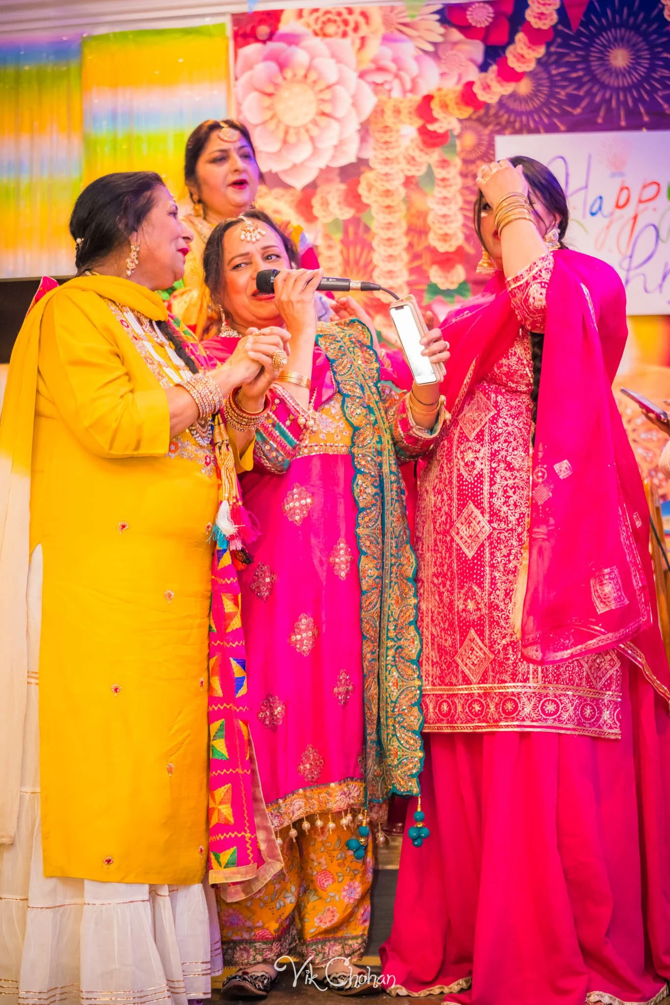 2026-01-10-Lohri-Celebrations-Presented-By-Bollywood-Fun-Group-Vik-Chohan-Photography-Social-Media-VCP-092.jpg