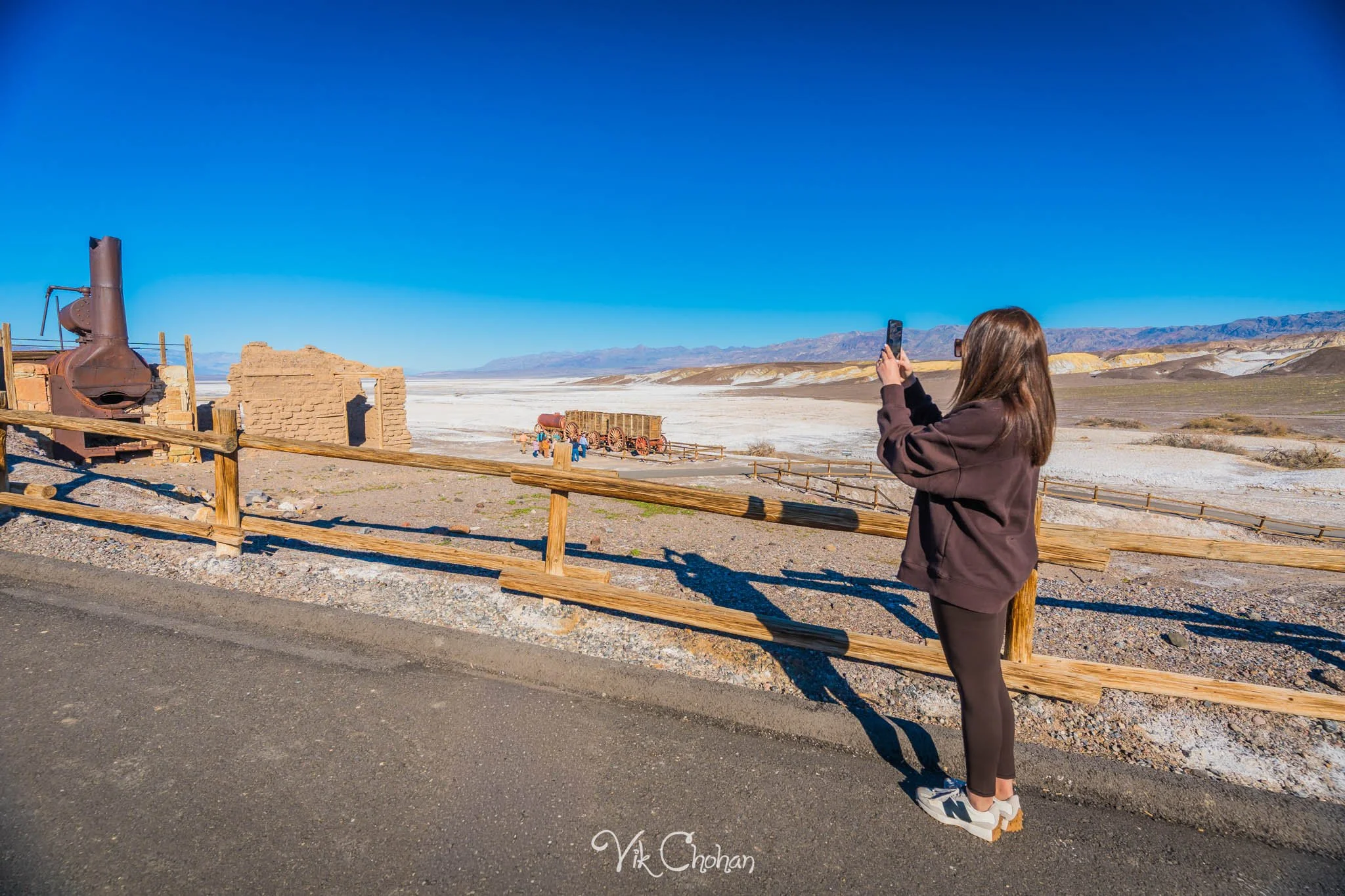 2026-01-15-Pink-Jeep-Tours-Death-Valley-Vik-Chohan-Photography-Social-Media-VCP-042.jpg