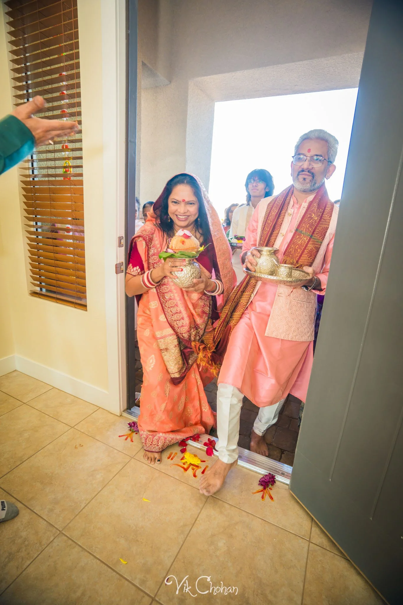 2026-01-31-Ami-and-Pratik-Housewarming-Puja-Vik-Chohan-Photography-Social-Media-086.jpg