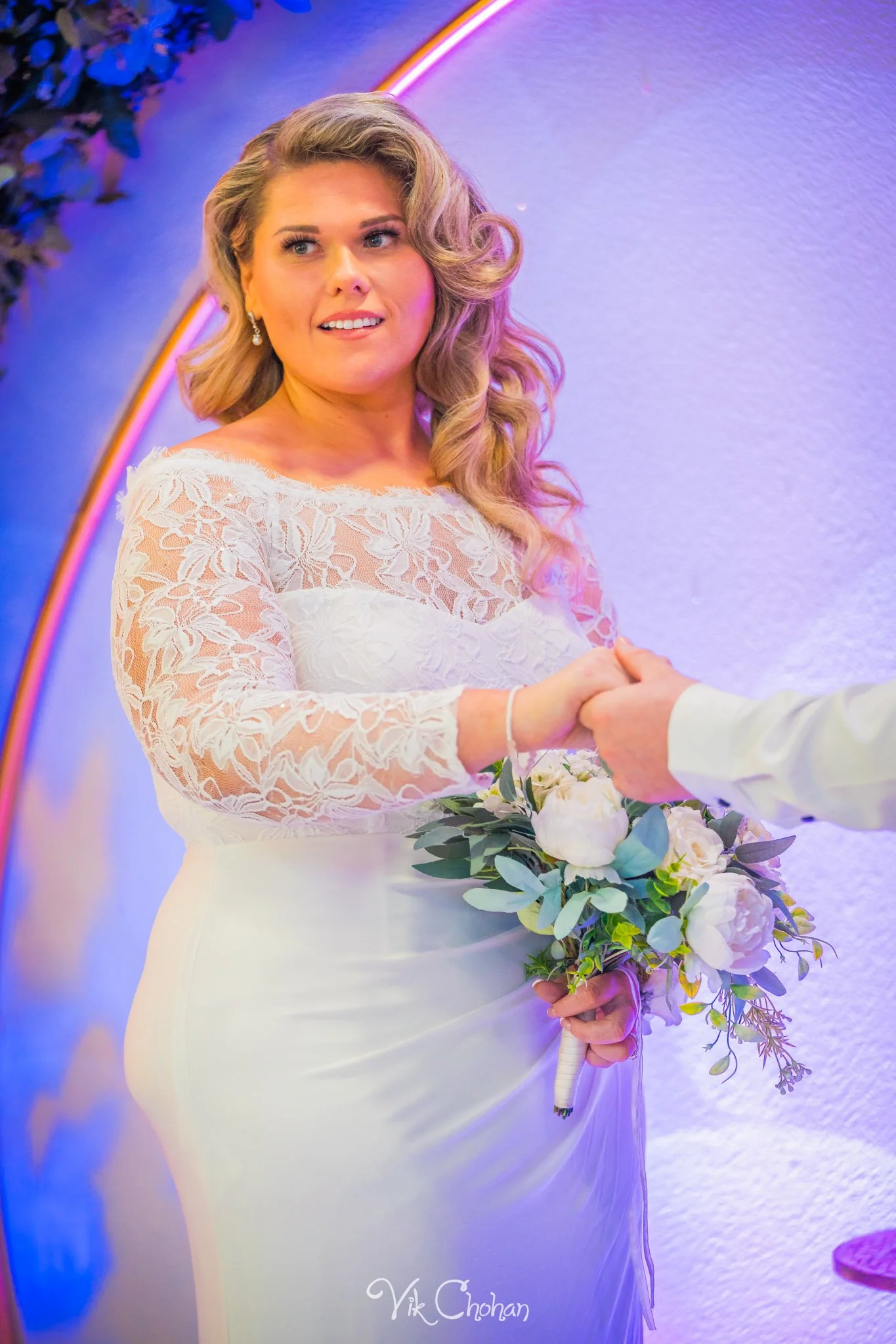 2026-02-06-Jessi-and-Jonathan-Wedding-Photography-Love-Story-Chapel-Strip-Tour-feb-6th-2026-Vik-Chohan-Photography-Social-Media-020.jpg