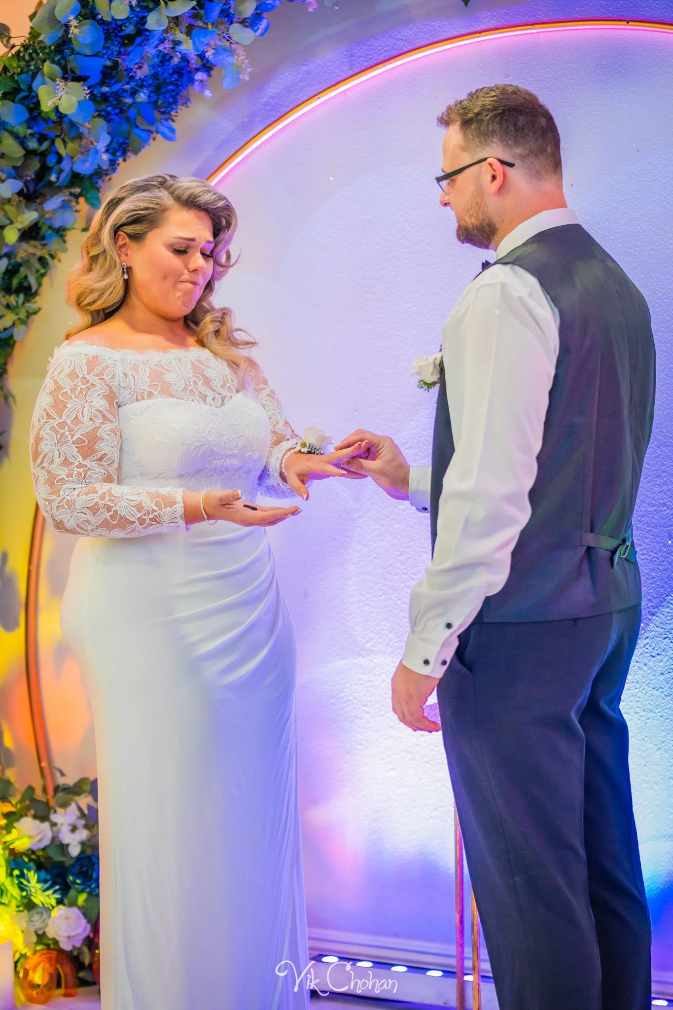 2026-02-06-Jessi-and-Jonathan-Wedding-Photography-Love-Story-Chapel-Strip-Tour-feb-6th-2026-Vik-Chohan-Photography-Social-Media-024.jpg