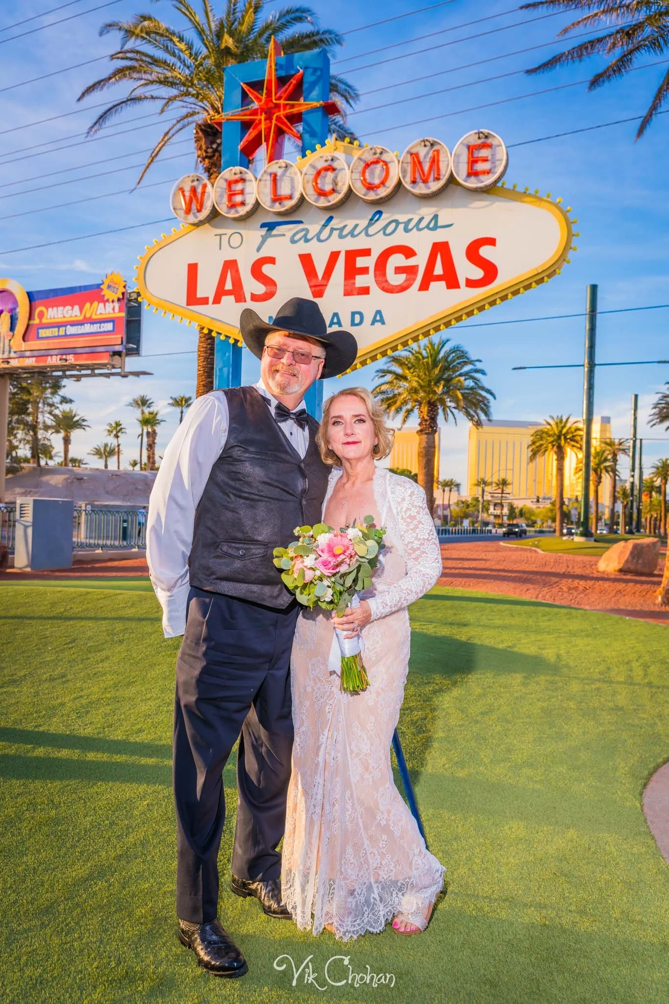 2026-02-26-Jennifer-and-Larry-Las-Vegas-Wedding-Strip-Tour-Vik-Chohan-Photography-Social-Media-002.jpg