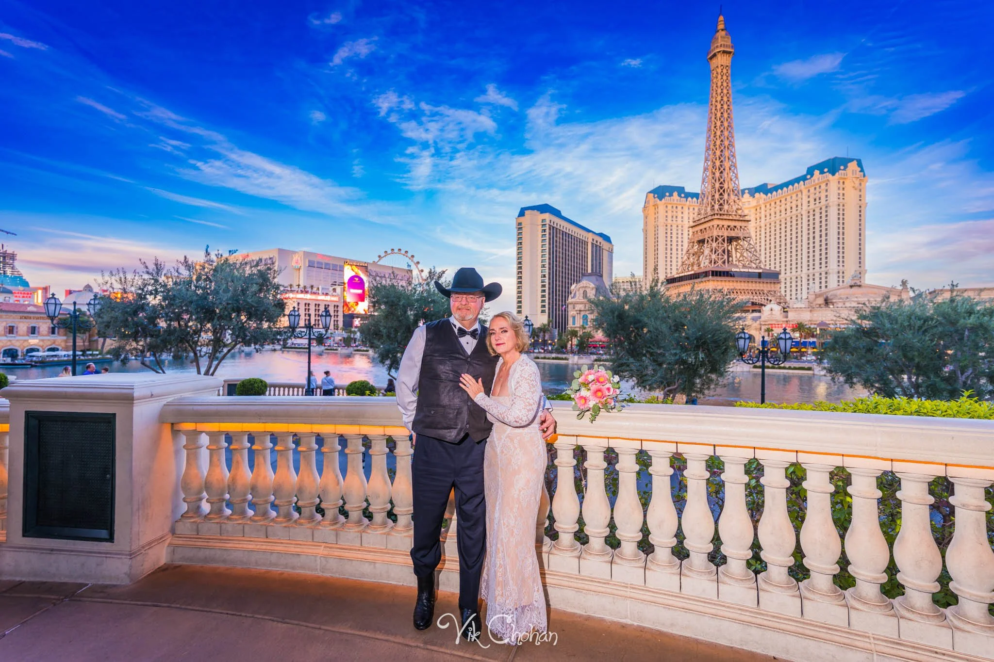 2026-02-26-Jennifer-and-Larry-Las-Vegas-Wedding-Strip-Tour-Vik-Chohan-Photography-Social-Media-029.jpg