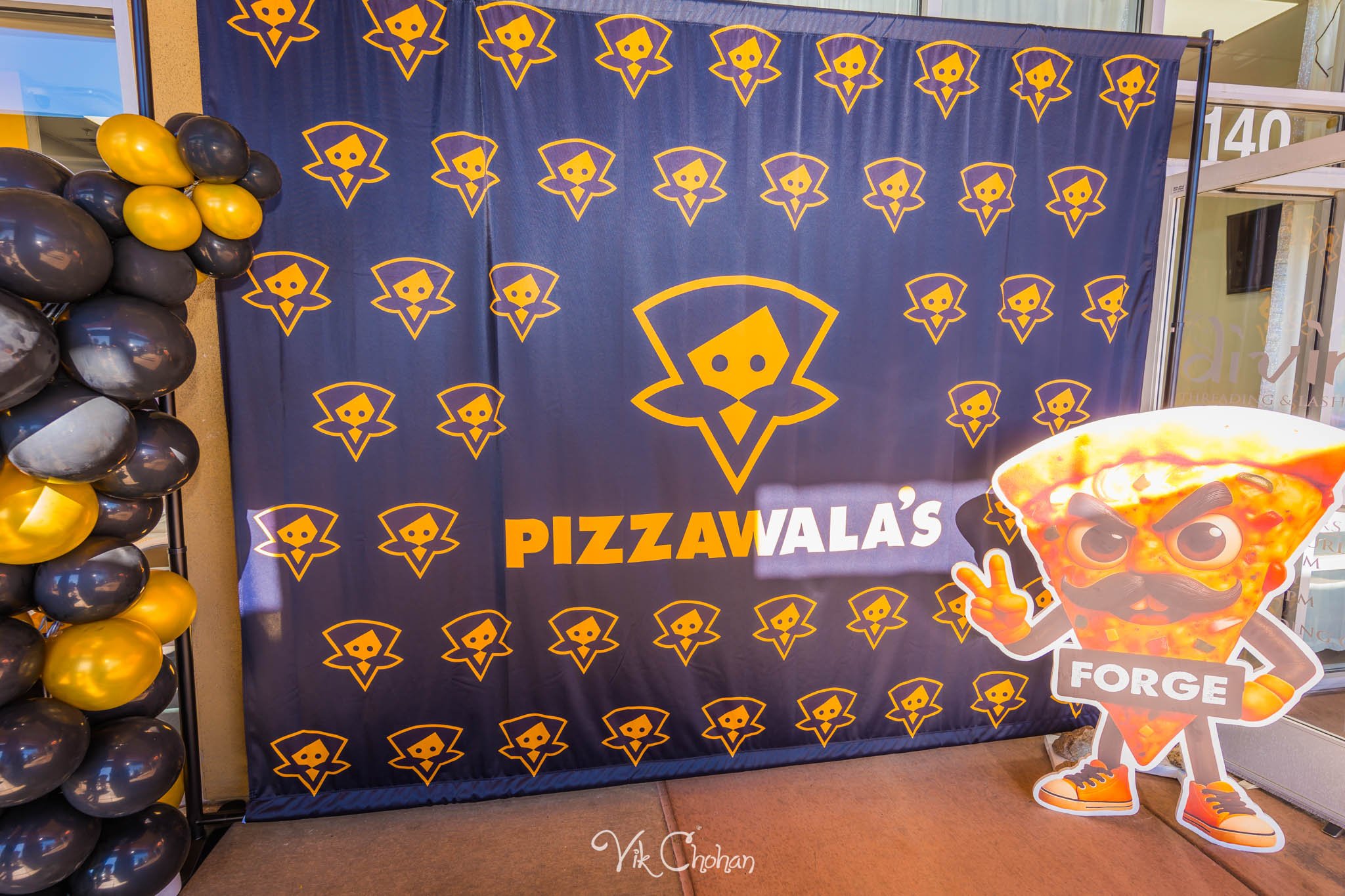 2026-03-07-Pizzawalas-Grand-Opening-Celebration-Vik-Chohan-Photography-Social-Media-016.jpg
