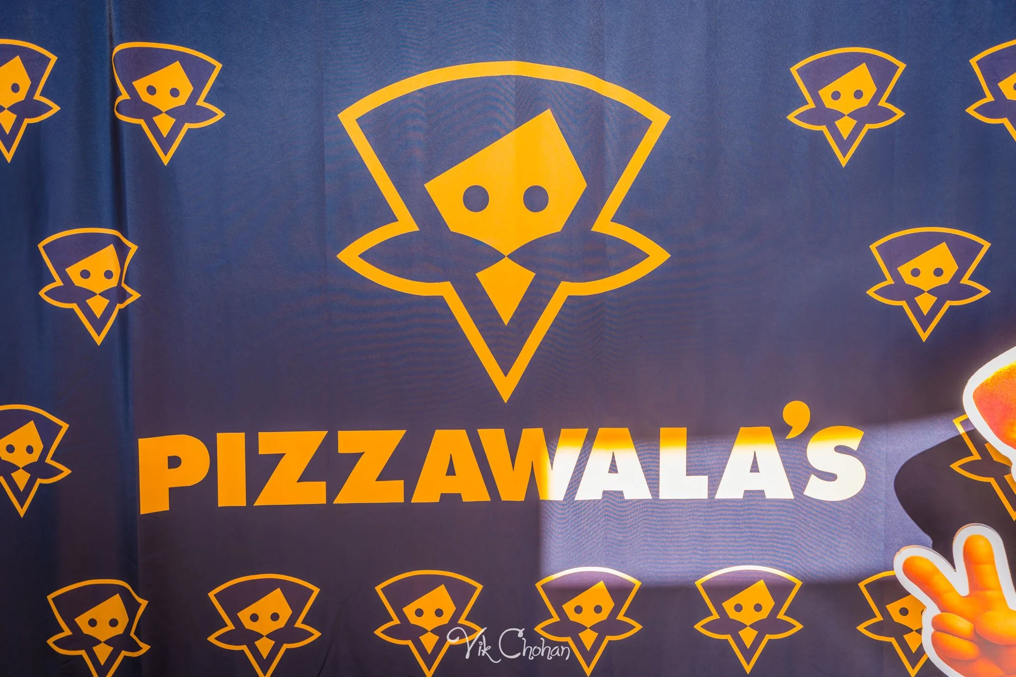 2026-03-07-Pizzawalas-Grand-Opening-Celebration-Vik-Chohan-Photography-Social-Media-017.jpg