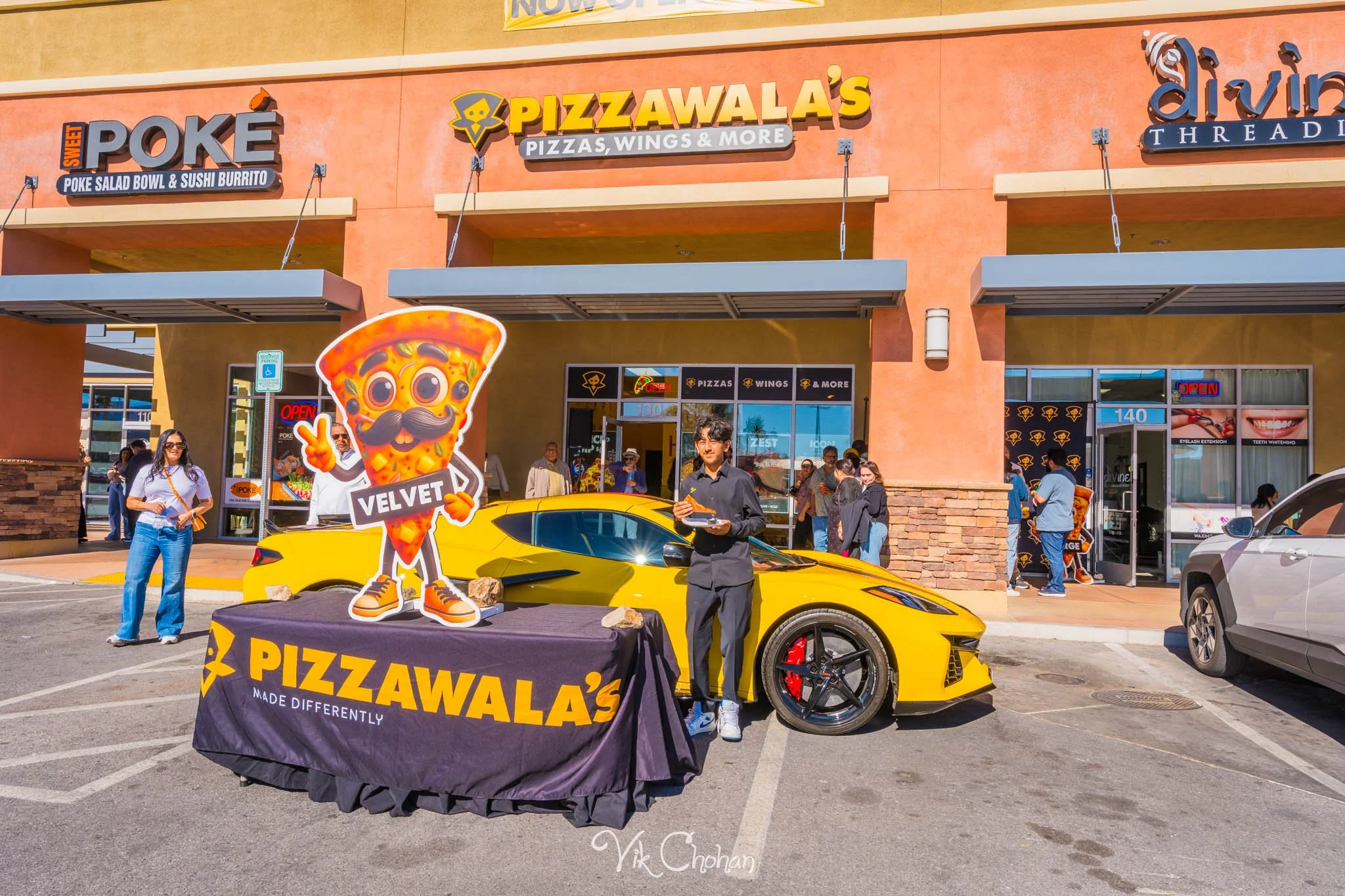 2026-03-07-Pizzawalas-Grand-Opening-Celebration-Vik-Chohan-Photography-Social-Media-027.jpg